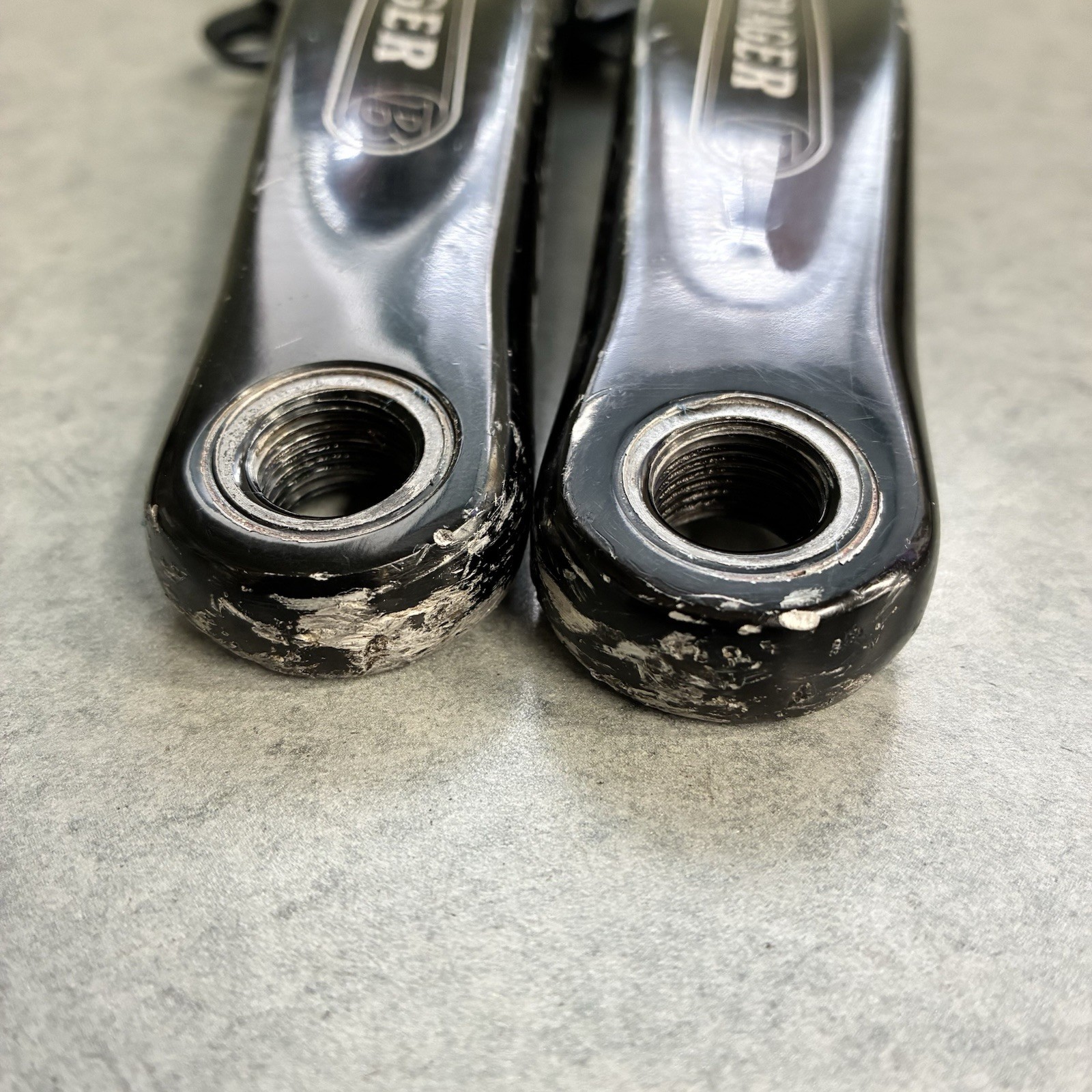 VINTAGE BONTRAGER RACE MTB 175 MM ISIS DRIVE CRANKSET W/ BB 104 / 64mm BCD ARMS