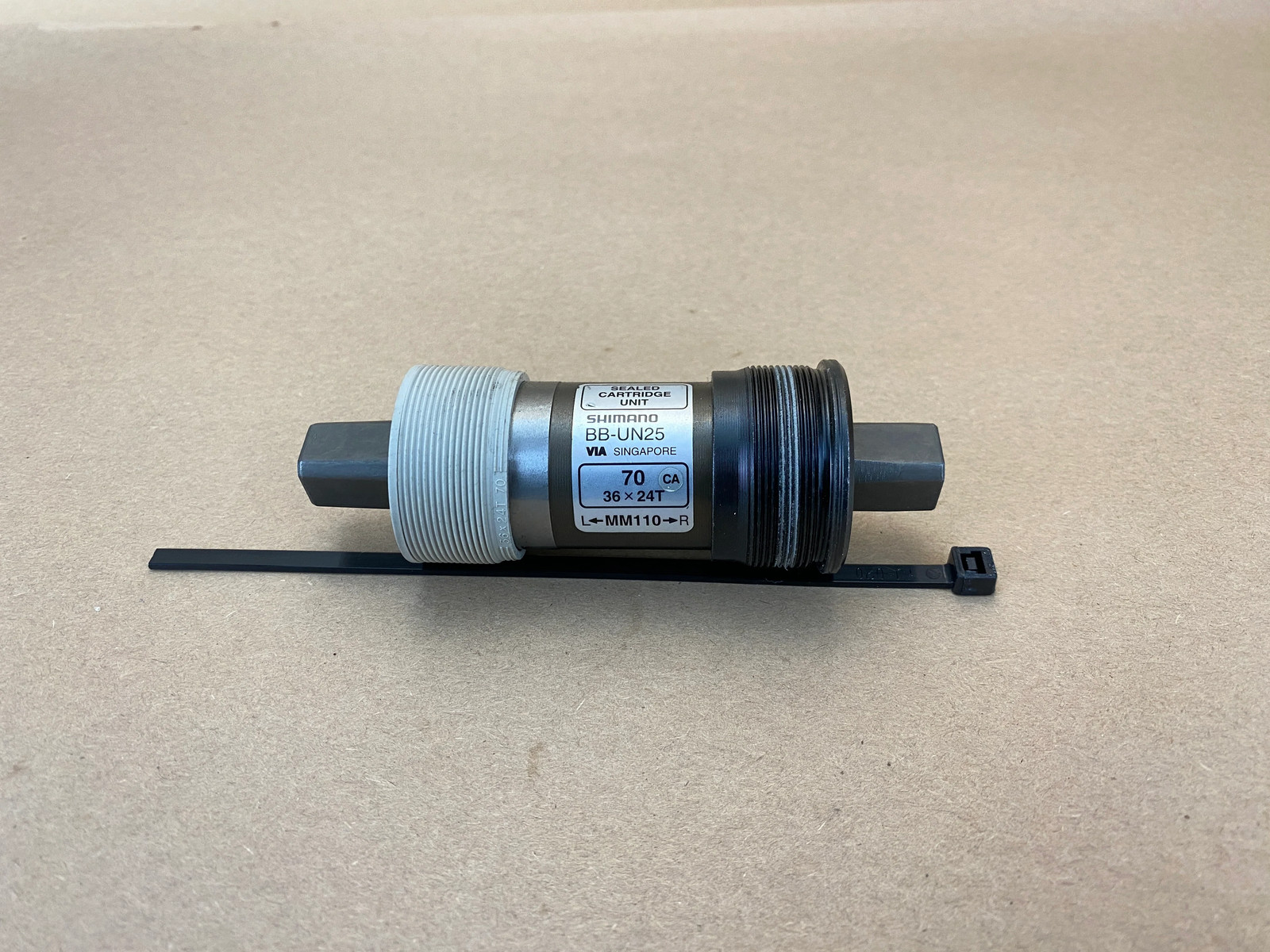 Shimano UN-25 Italian Bottom Bracket – 36 x 24 110