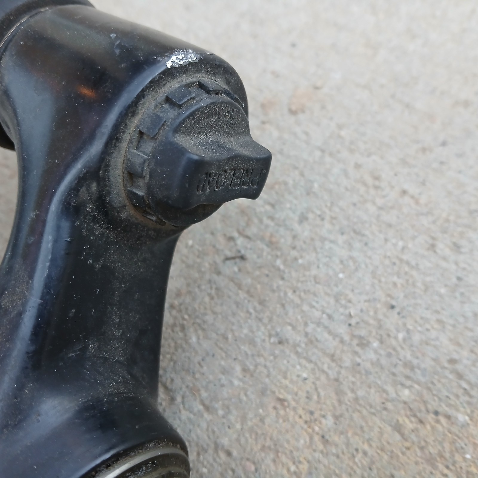 SR Suntour Suspension Fork 24.5” SF11-XCT-JR-24 from a Specialized Hotrock
