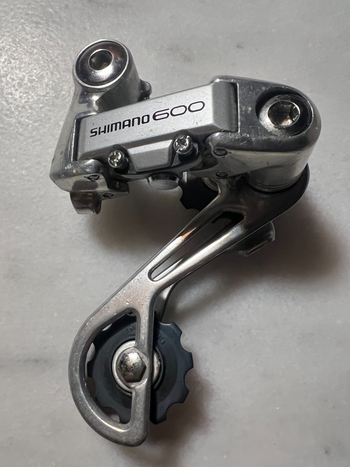 Vintage Shimano 600 Rear Derailleur – long cage, friction