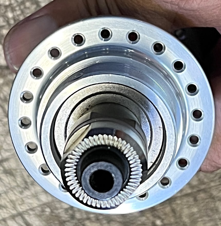 EDCO Competition made in Switzerland 140mm – 7 Speed Only – 40 Hole – MINT
