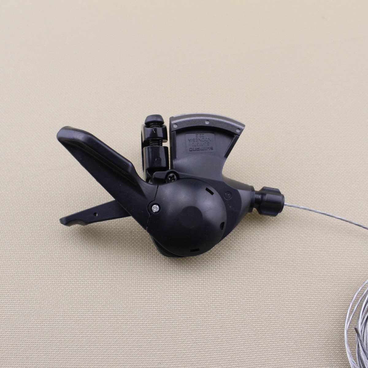 NEW Shimano Altus SL-M370 3×9-Speed Left and Right Trigger Shifter Set