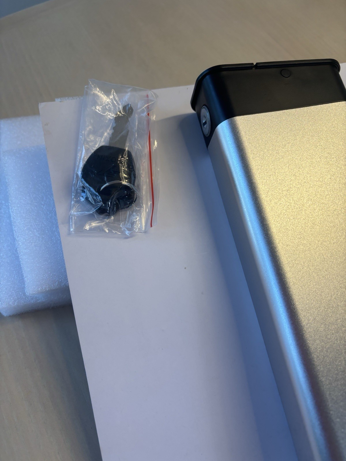 36V 10Ah 360Wh Li-Ion Ebike Battery Pack Silver/Black Aluminum w/ Keys