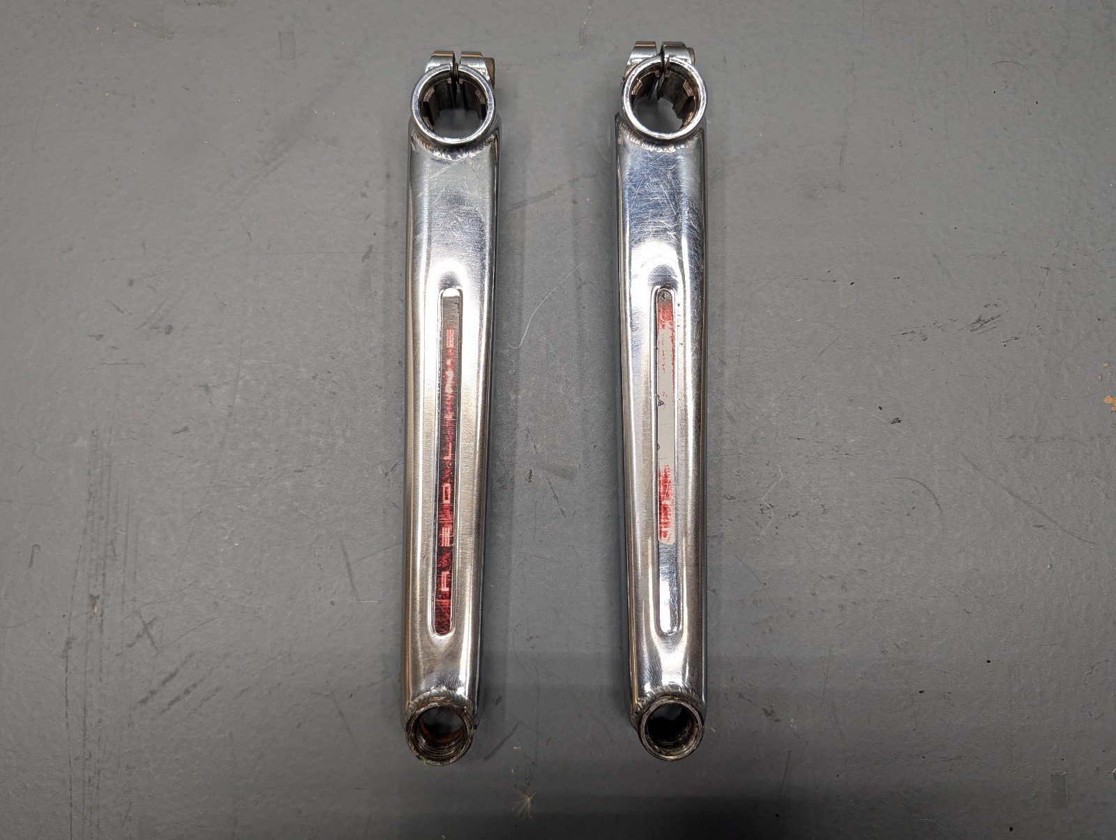 REDLINE FLIGHT 180mm Cranks with bottom bracket – Single pinch half wrap