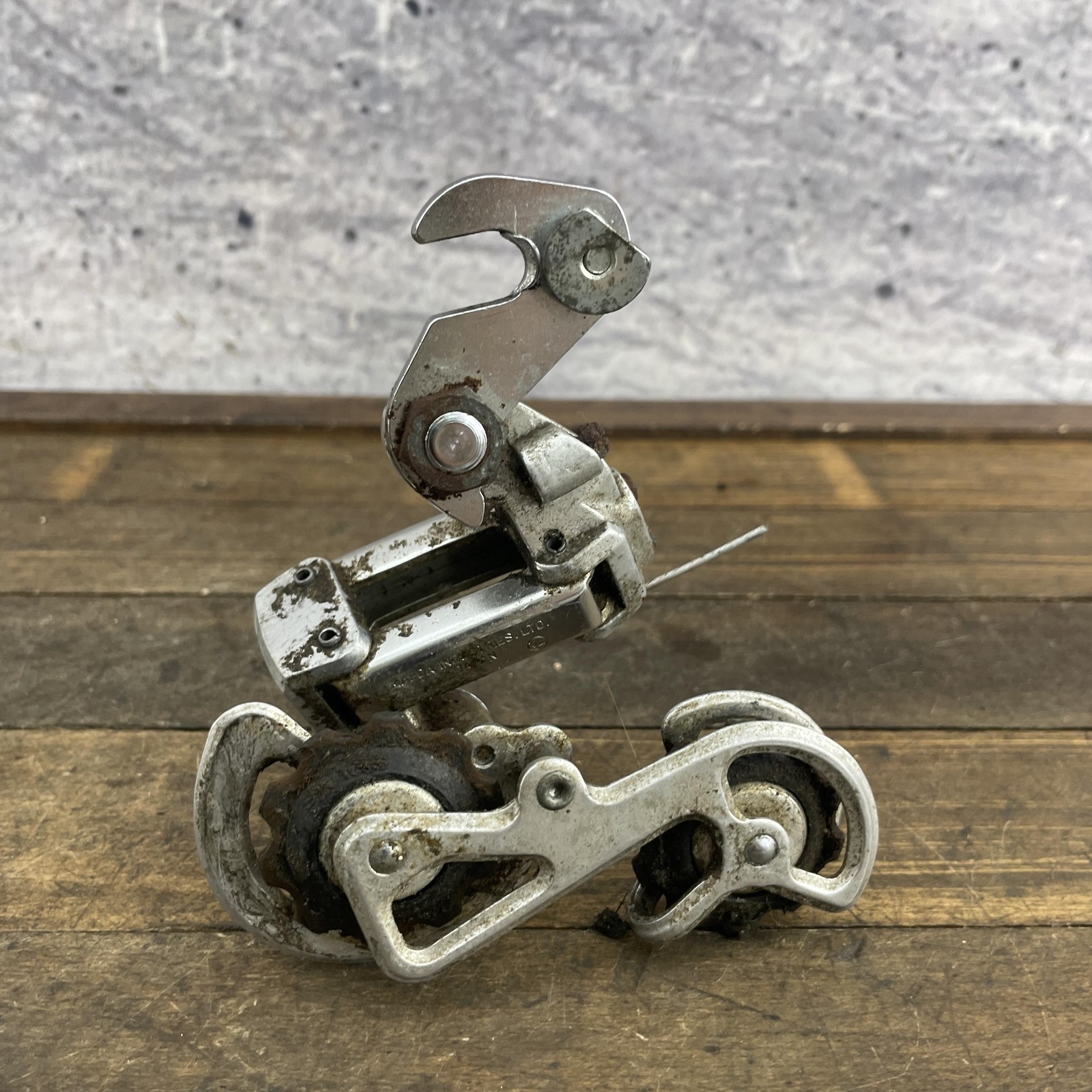 Vintage Fuji-VX Rear Derailleur Japan Maeda SunTour Claw Mount 245g Stuck Cable