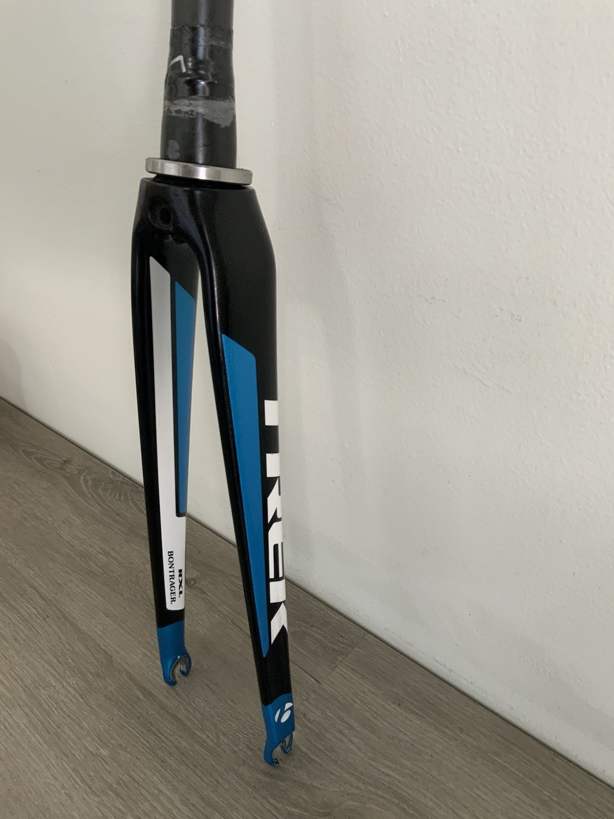 TREK RXL CARBON FORK 335 MM TAPERED STEERER 532 GRAMS 100 MM SPACING HEADSET