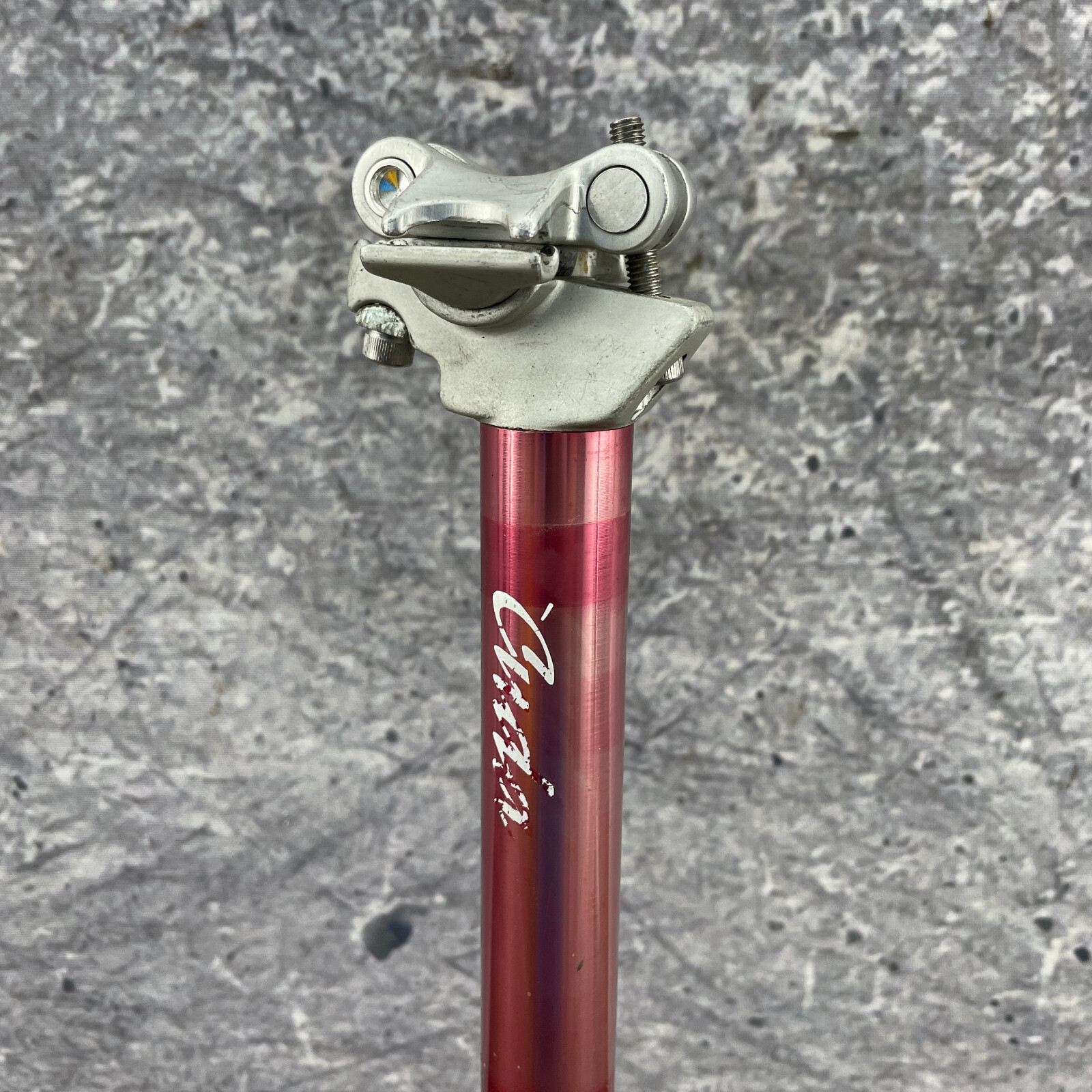 Vintage Cuda Seatpost 27.2 mm Red Barracuda 2 Bolt 350 mm Vintage 90s MTB Faded