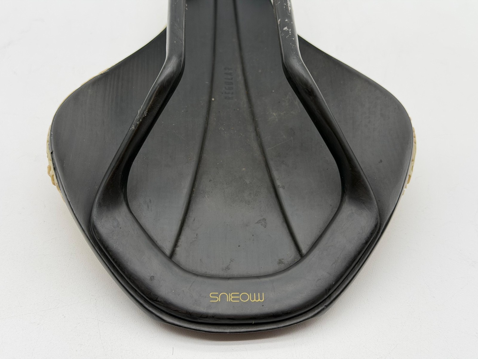 Fizik Versus EVO Adaptive 3D MOBIUS Printed Carbon Fiber Road Bike Saddle 139mm