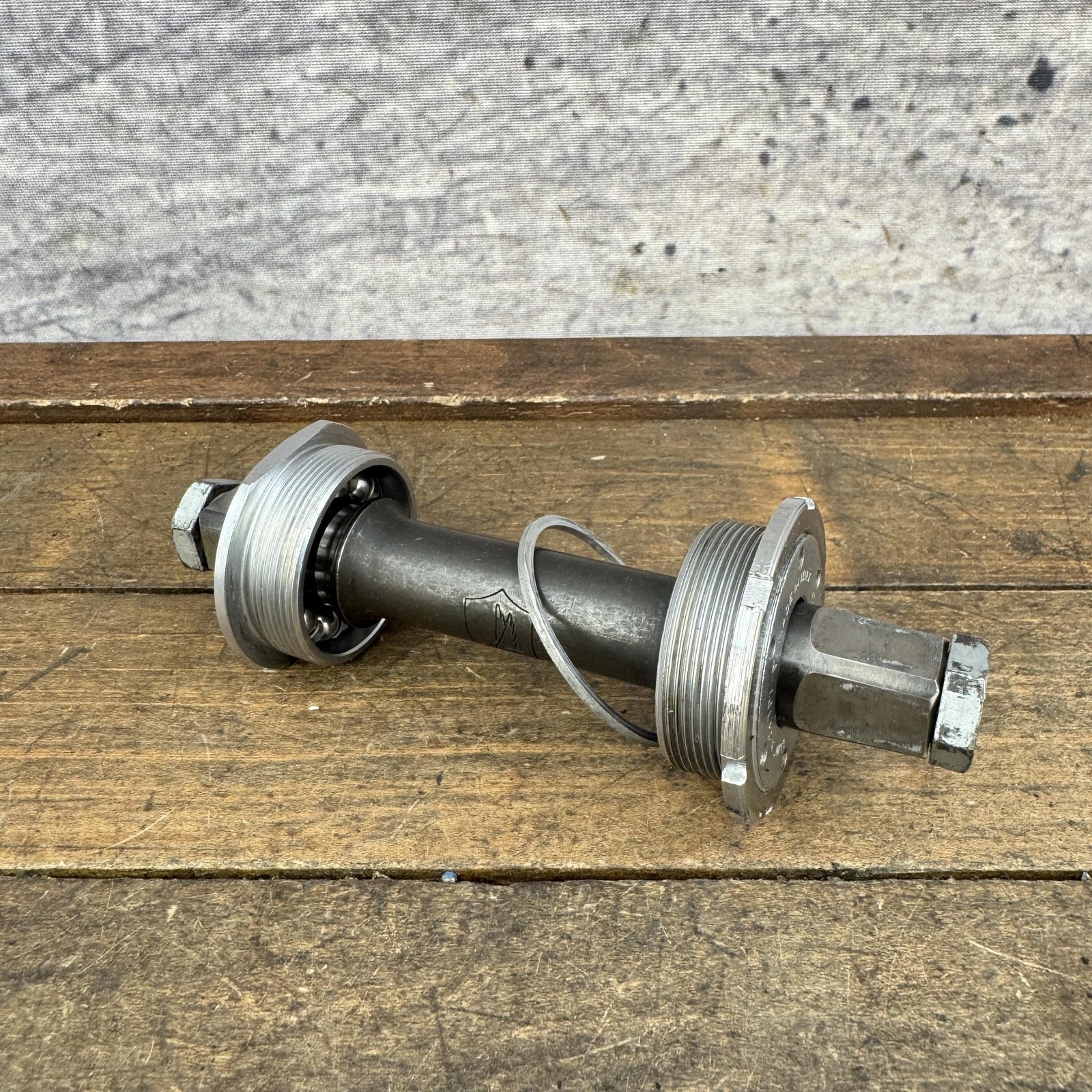 Vintage Campagnolo 68-SS Bottom Bracket 68mm 114mm 1.370×24 BSA ISO Road