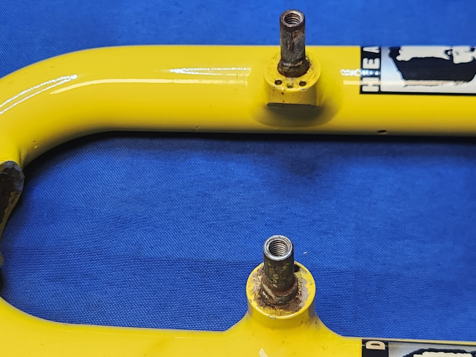 Vintage Cannondale HeadShok MC60 26 MTB Suspension Fork 1.5 39.6 Steerer Yellow