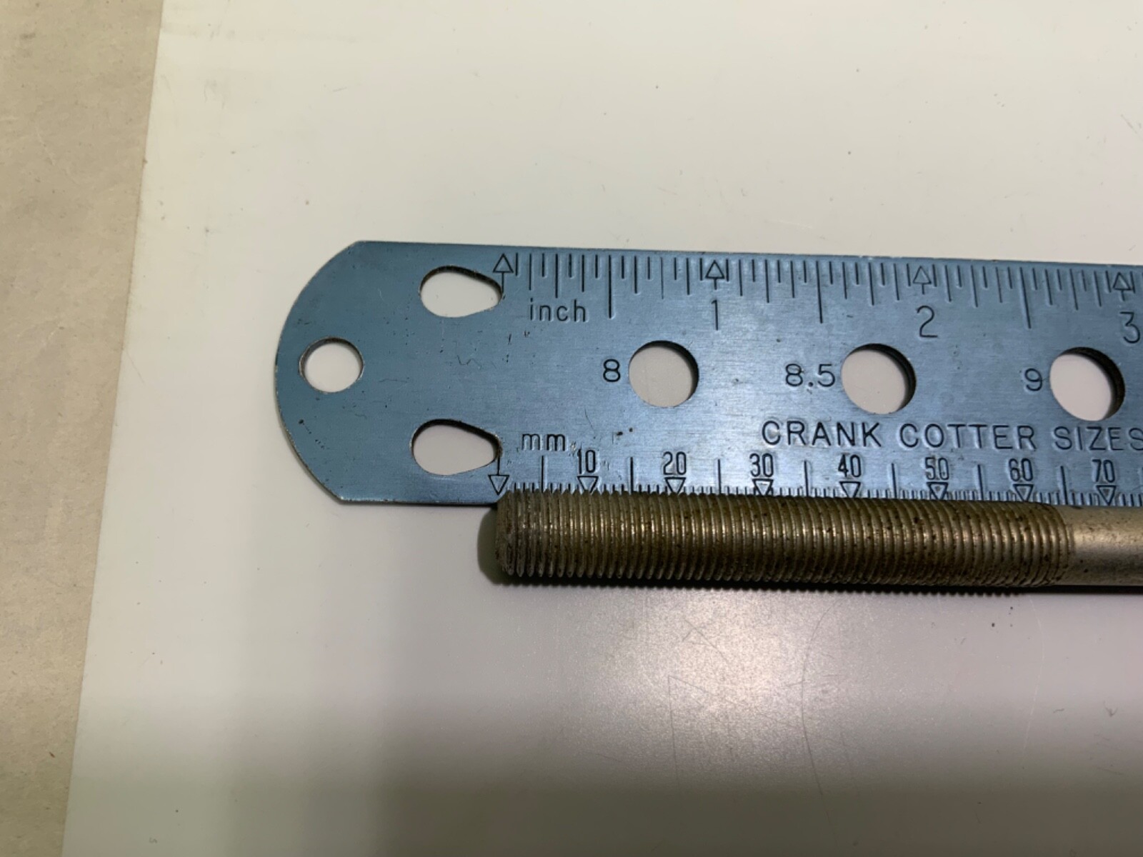 3/8 (9.5mm) x 24 TPI Bicycle Axle