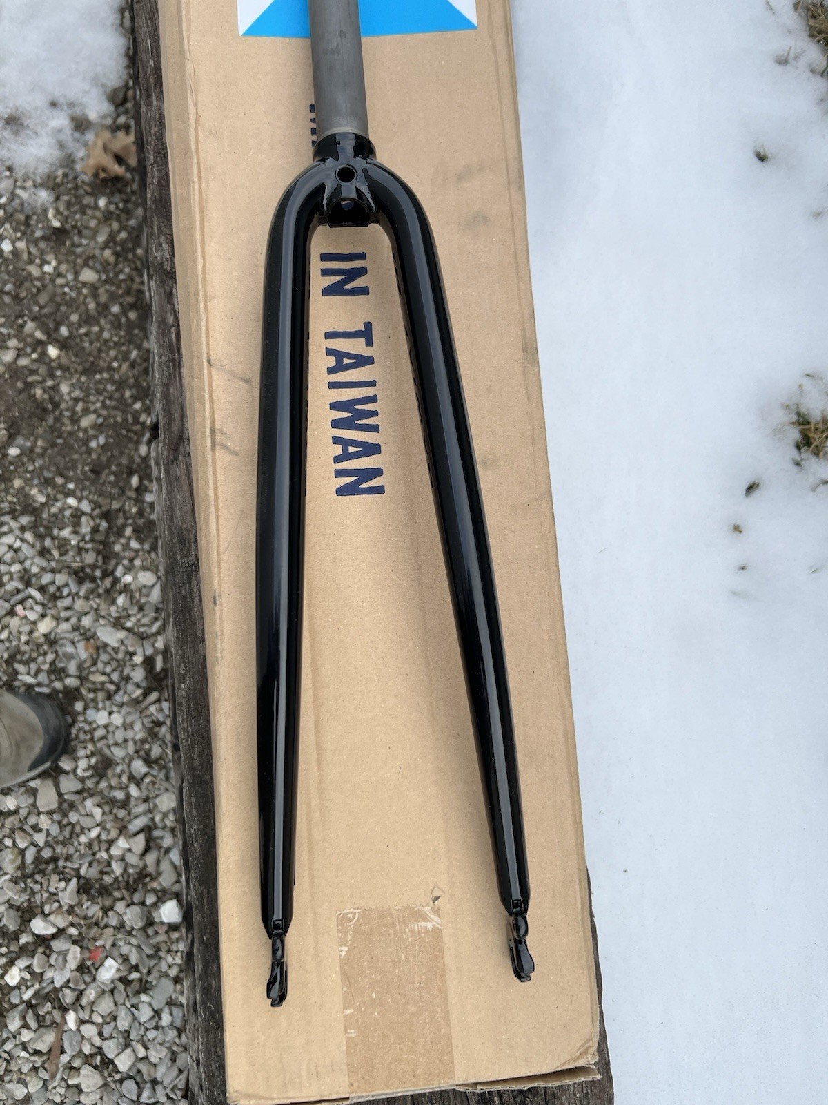 Dimension / MSW 1″ Threaded Road Fork QR 700c Unicrown
