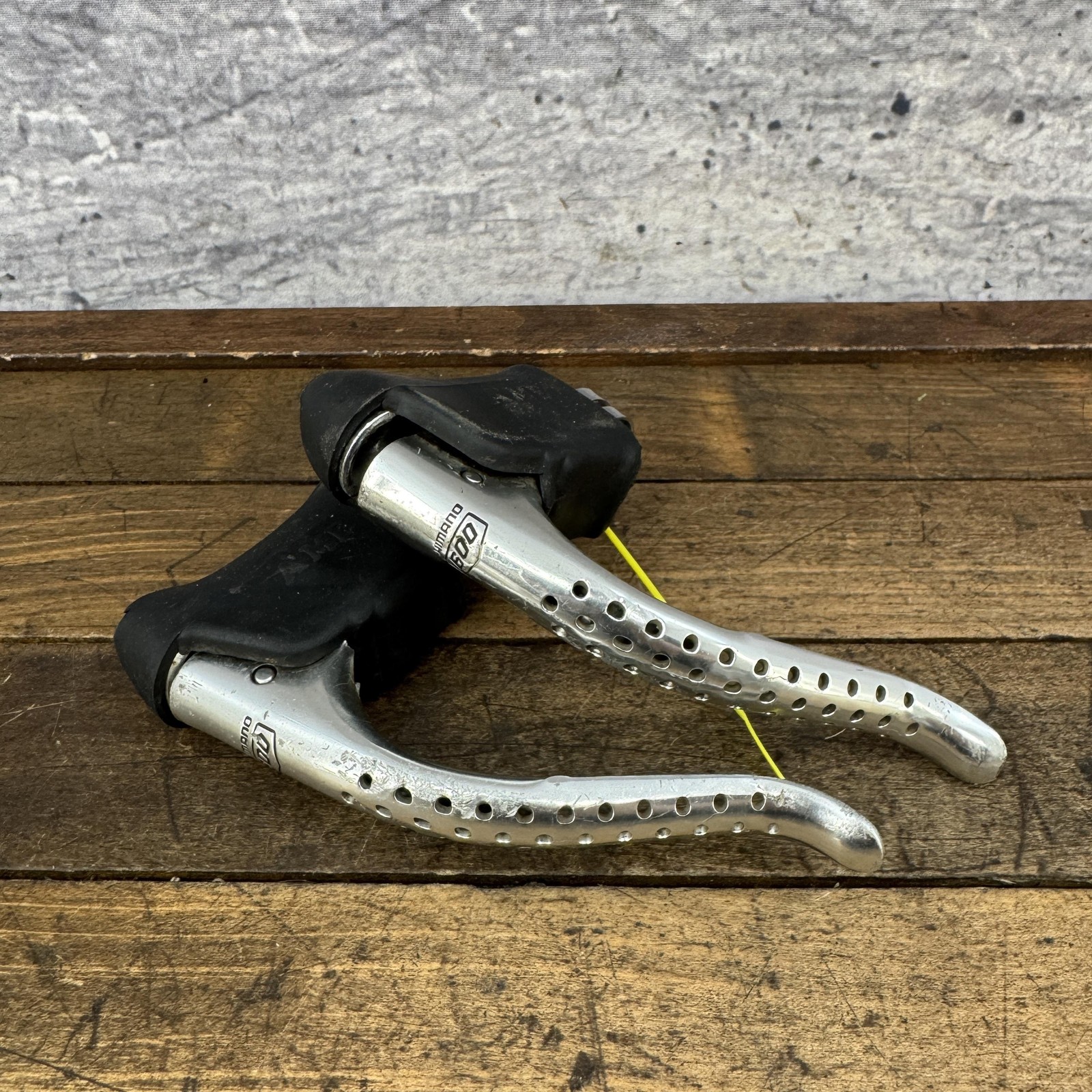 Vintage Shimano 600 Arabesque Brake Levers Drilled A’ME Hoods Drop Bar Road Bike