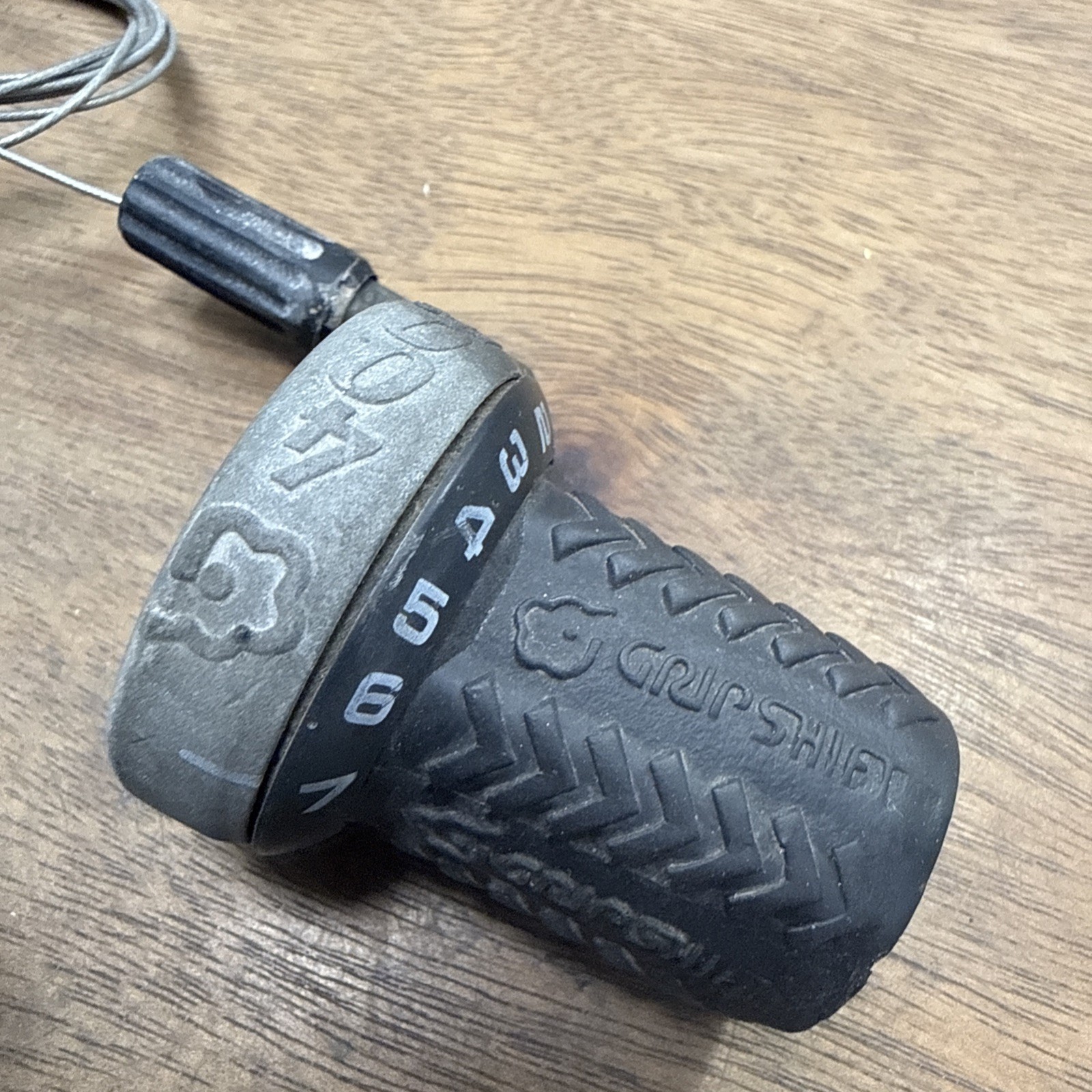 SRAM Grip Shift FSS400 Mountain Bike Shifter Pair Triple 3×7 Speed