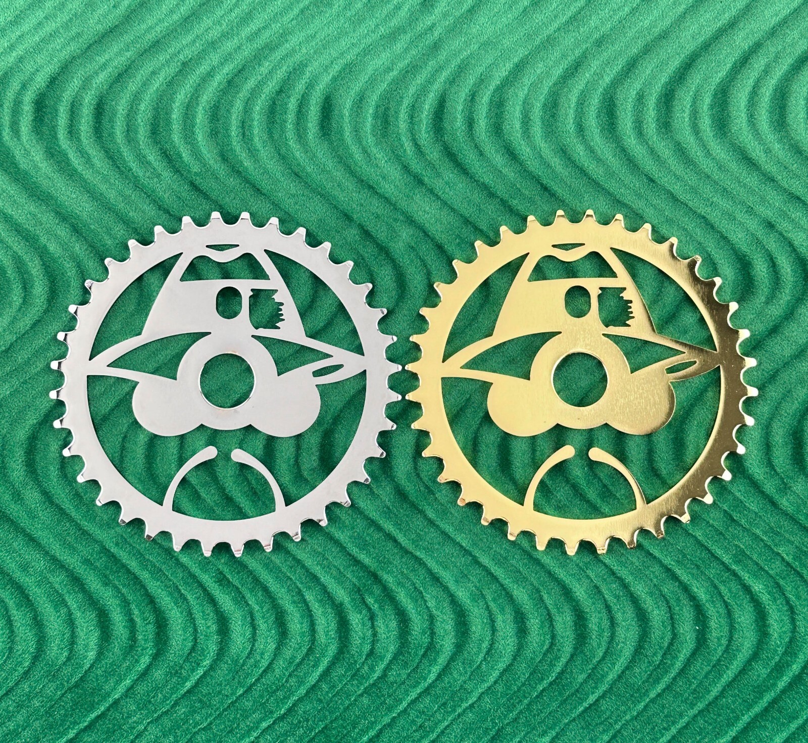 BICYCLE 36T LASER CUT ORIGINAL LOWRIDER HEAD SPROCKET.