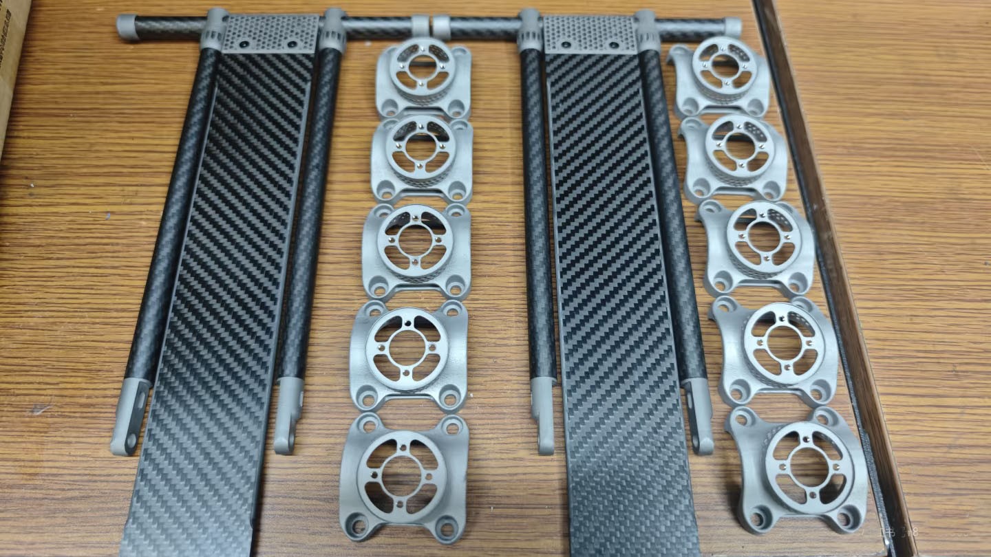 3D printed titanium carbon rack for Brompton ACPT line