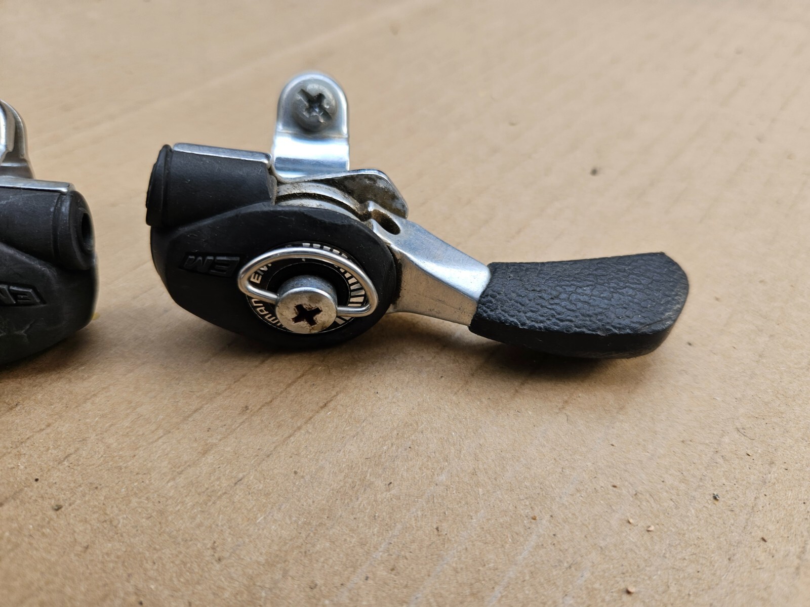 Vintage Shimano EM Ratcheting Thumb Shifters SL-MT50 3×6 6 Speed Japan