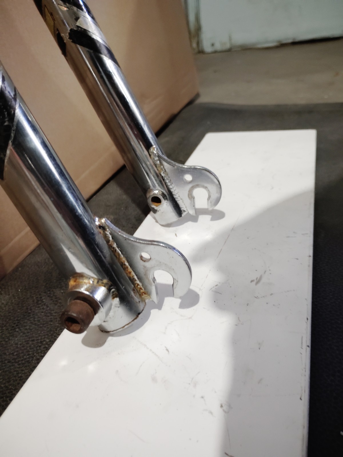 FREESTYLE FRONT FORKS 1″ THREADED 3/8″ AXLES