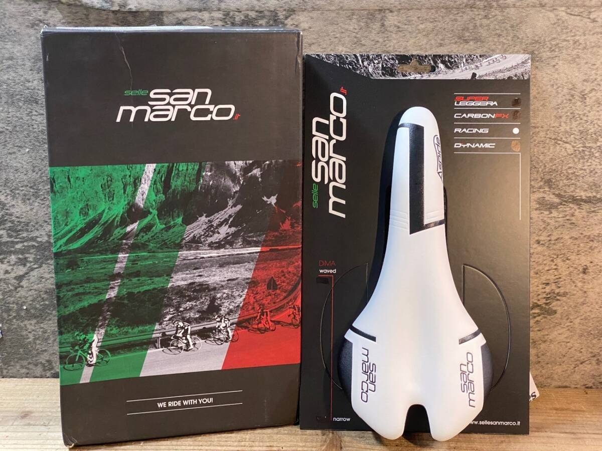 San Marco AspiDE 2 Racing Saddle Narrow XSiLiTE Rails Black and White 196g