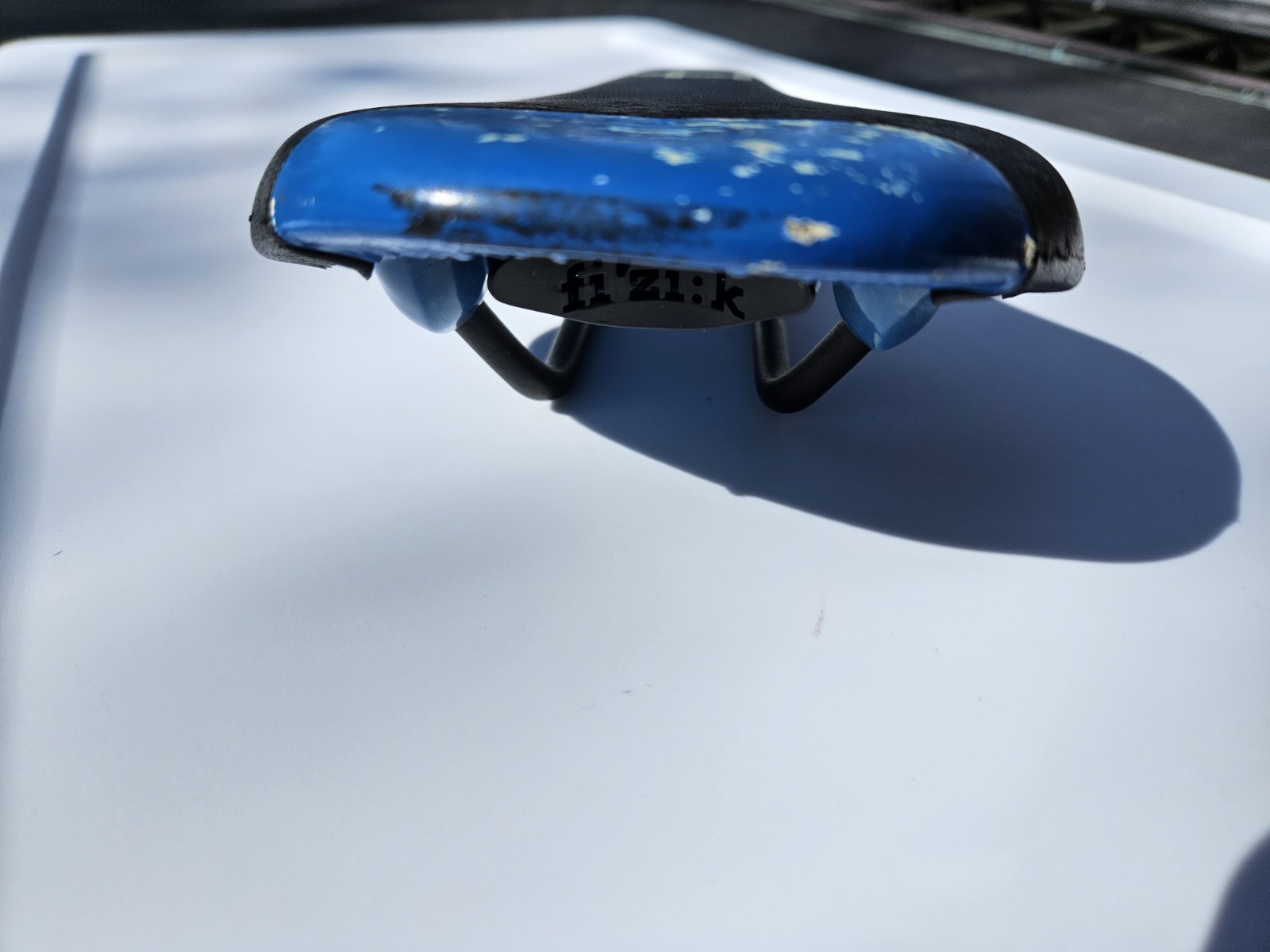 Fizik Tundra 2 Saddle Manganese Hollow Rails Black Blue Handmade In Italy