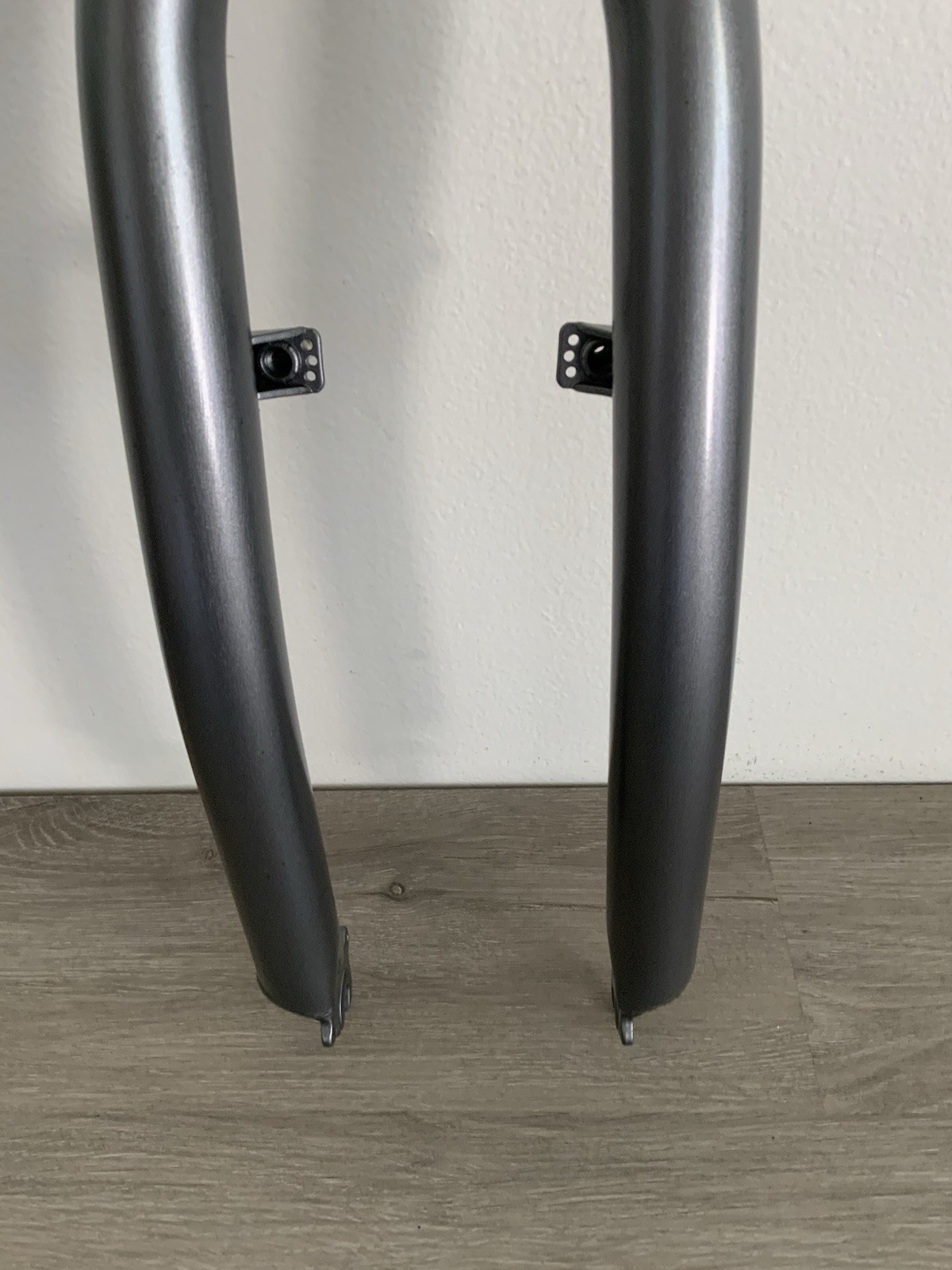 STEEL FORK 26 INCH 1 1/8 INCH THREADED 167 MM STEERER 1.2 KGS