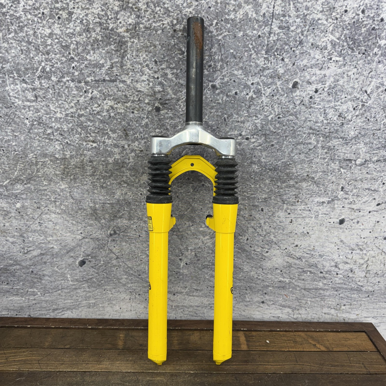 Vintage SR Suntour Sierra Magic 7500 Suspension Fork 26 1 1/8 Threadless V-Brake