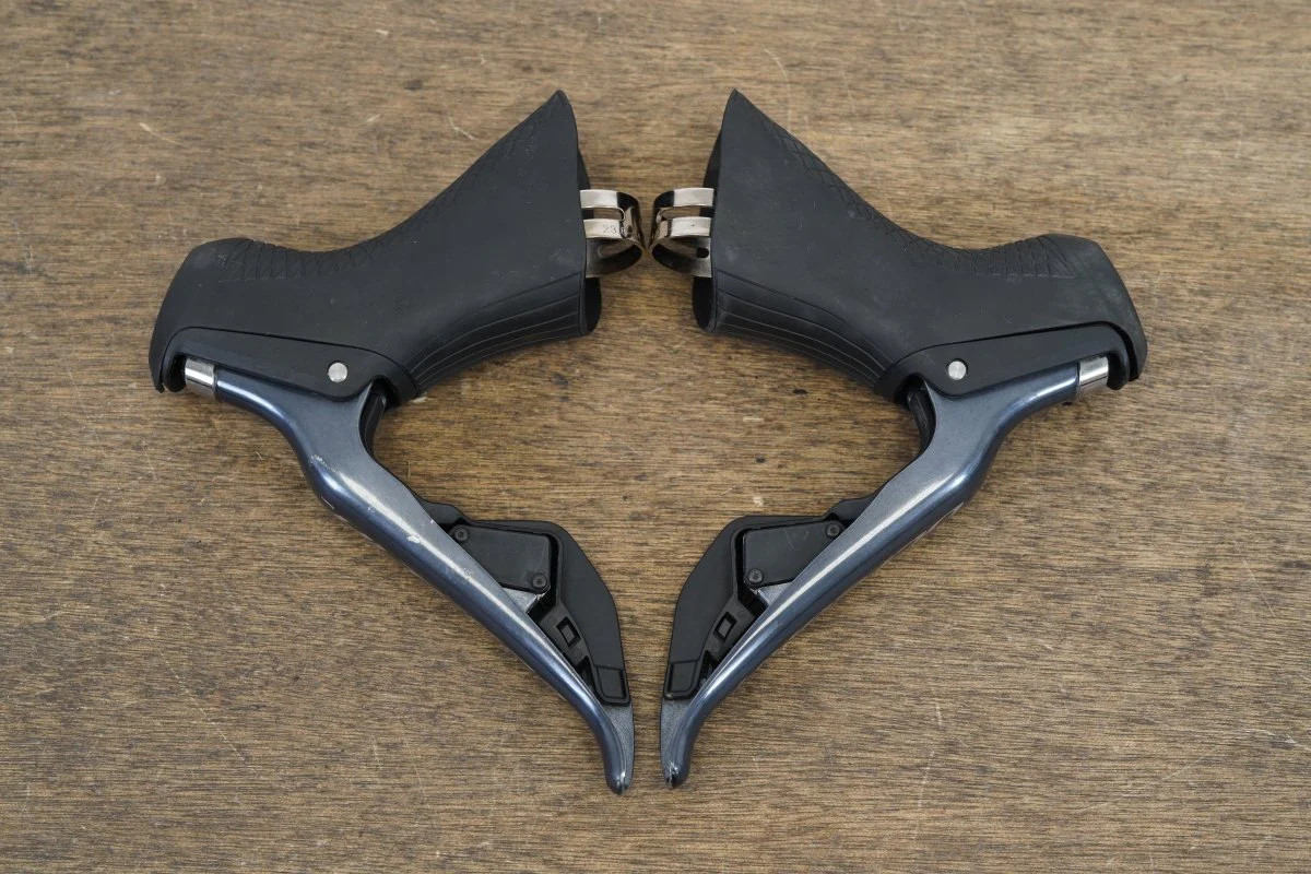 Shimano Ultegra R8050 Di2 11 Speed Electronic Rim Brake Road Groupset 8050