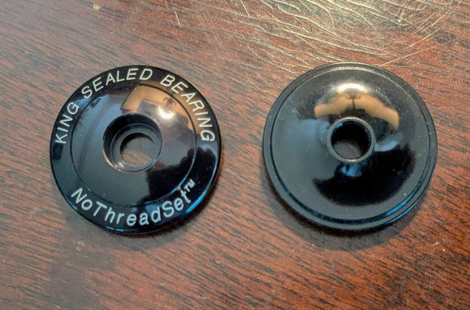 Chris King NoThreadSet headset Stem preload top Cap 1- 1/8″ gloss finish