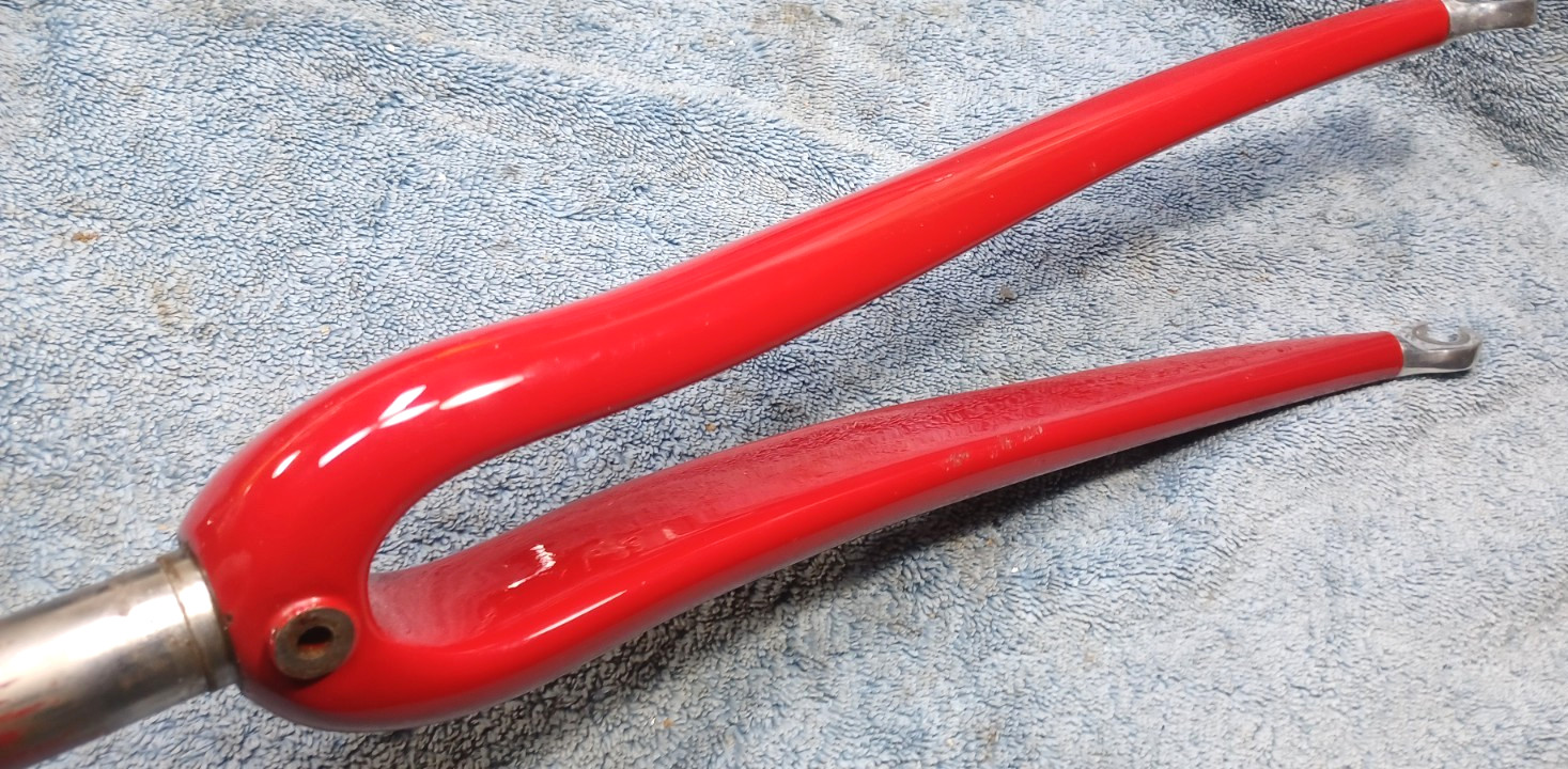 GC, Kestrel EMS Composite Carbon Fork, 700c, 1″ Threadless 231mm Steerer