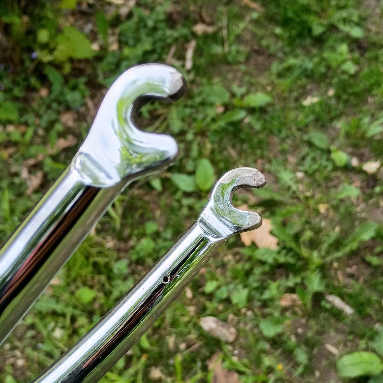 Rigid Steel Road Bike Fork 1″ Threaded. Chrome plated 640g 502mm steerer