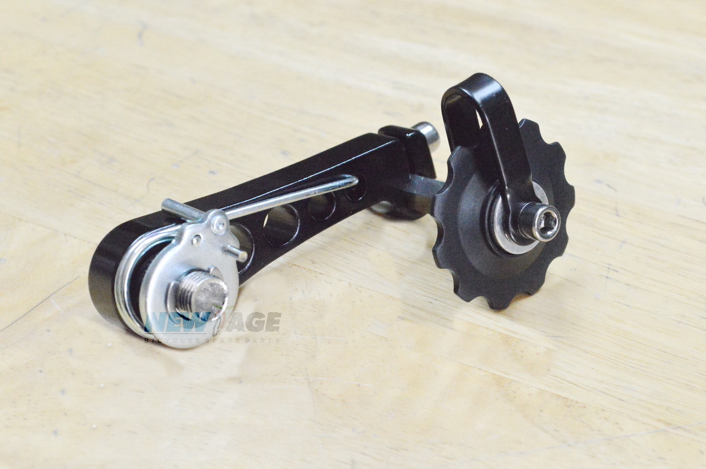 New BLACK Single Speed Bike Bicycle Chain Tensioner