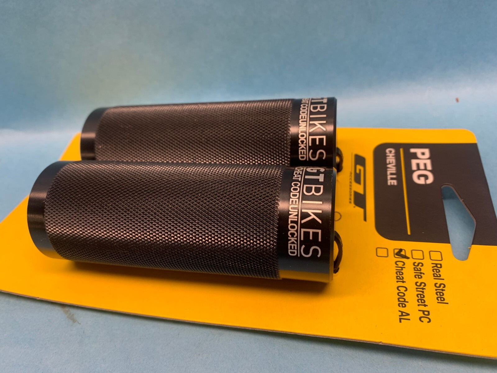GT Cheat Code Aluminum Bike Pegs ( Pair ) Fits 3/8″ axles. Black