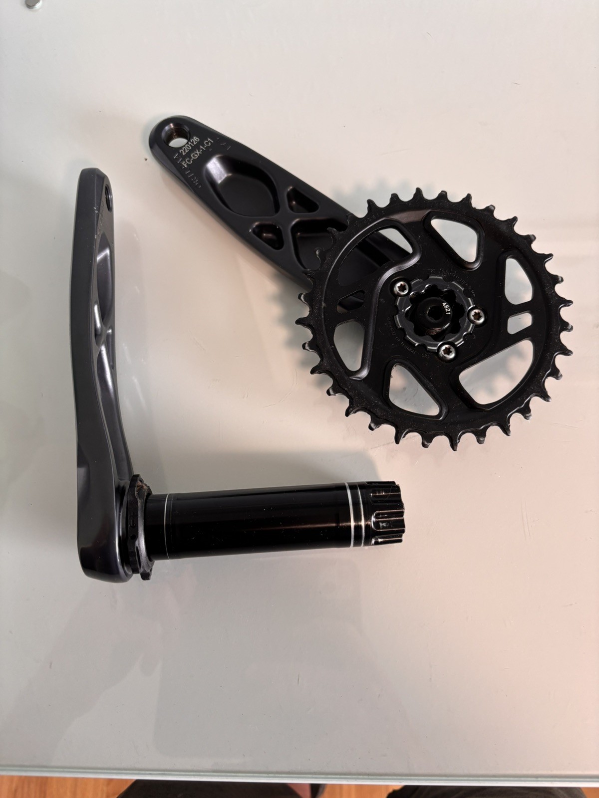 SRAM GX Eagle Crankset – 175MM – 32 tooth X Sync 2 Chainring – Black/Gray