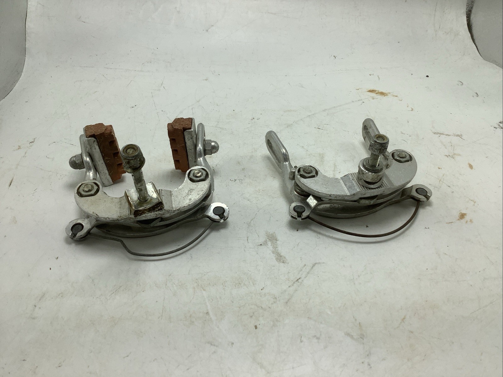 Vintage Weinmann 750 Vainqueur 999 Center Pull Brake Calipers Pair Long Reach