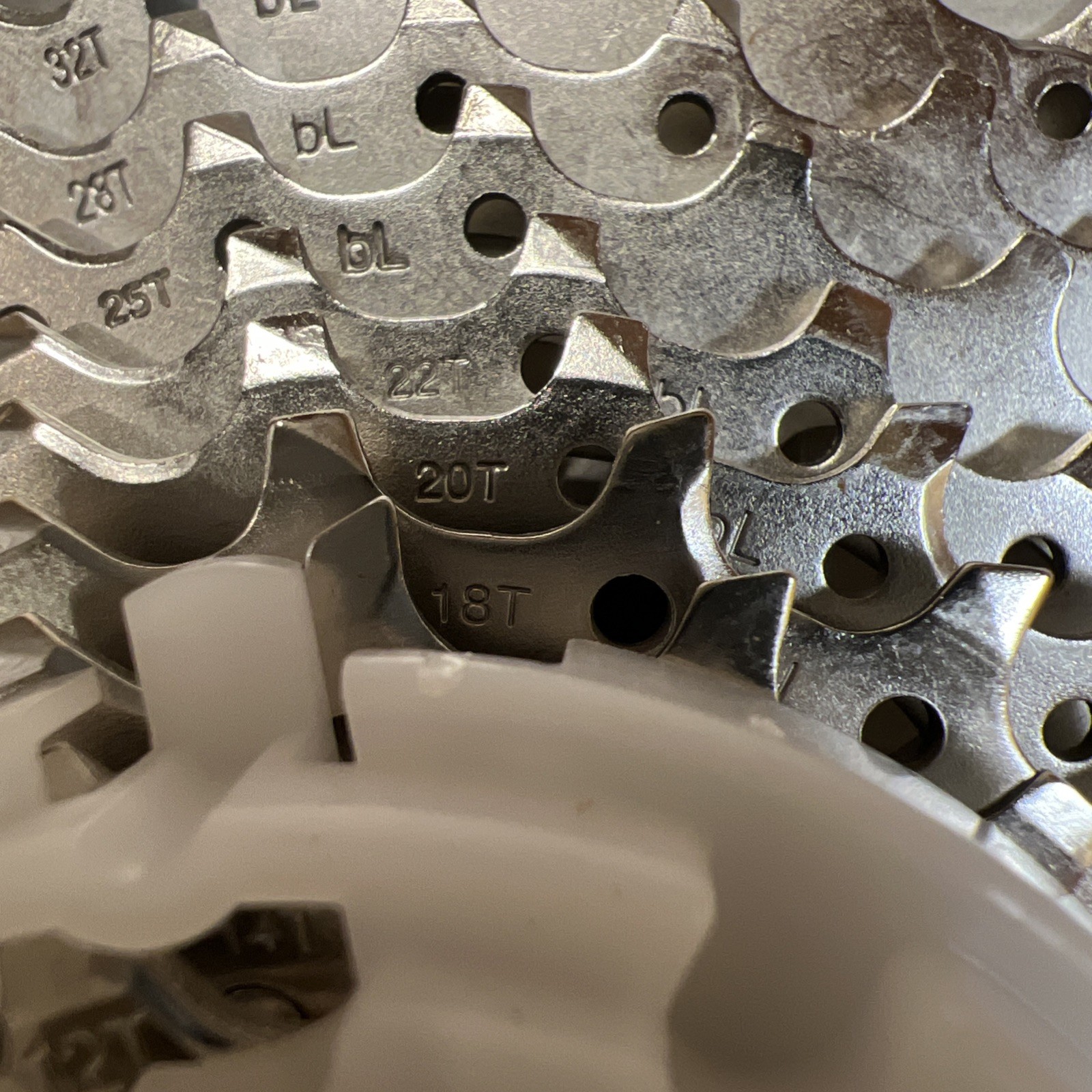 Shimano CS-HG500 Bicycle Cassette 10 Speed 11-32t Silver: NO PACKAGE