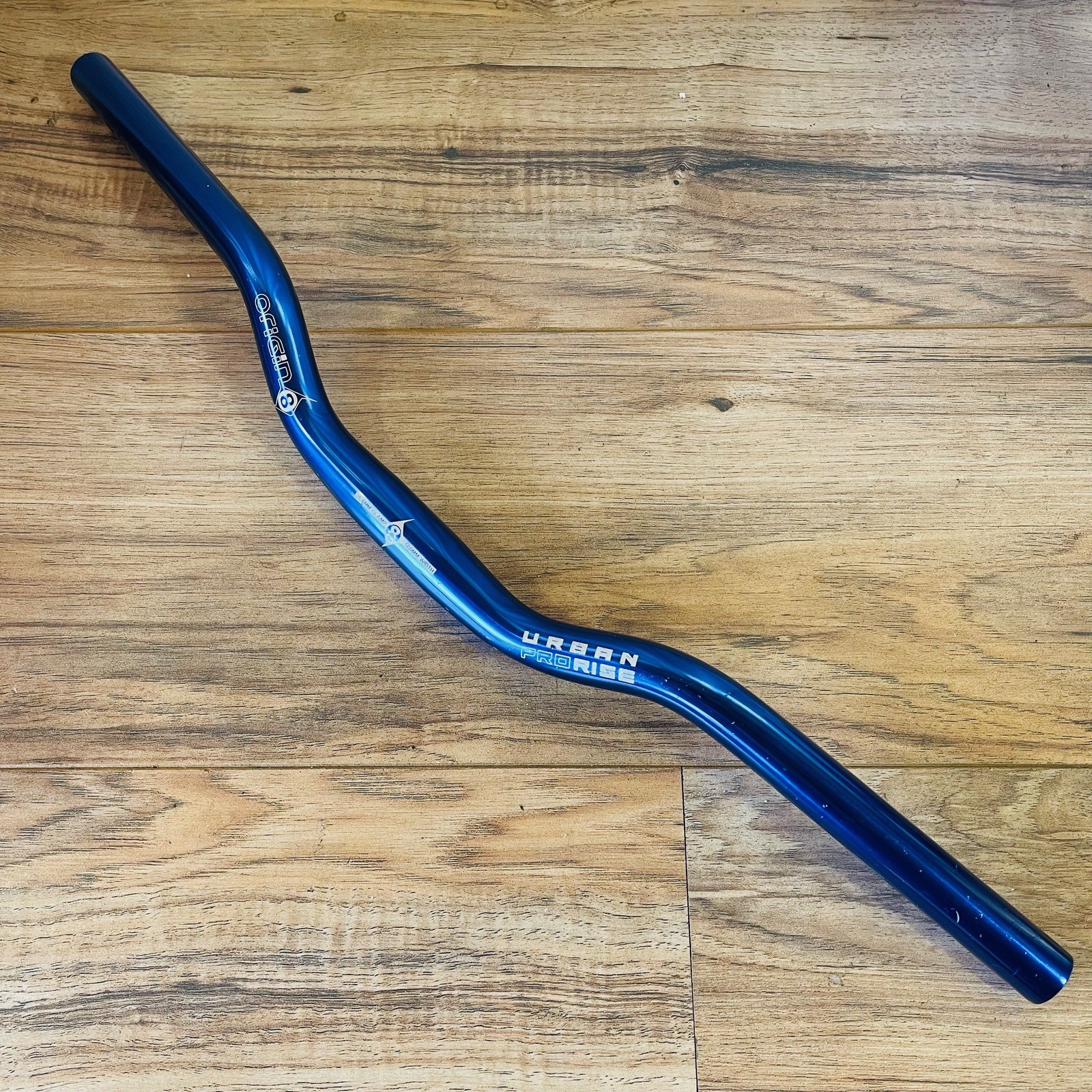 Origin8 Urban Pro Rise Handlebar 560 25.4 Blue Ano 3DV Anodized
