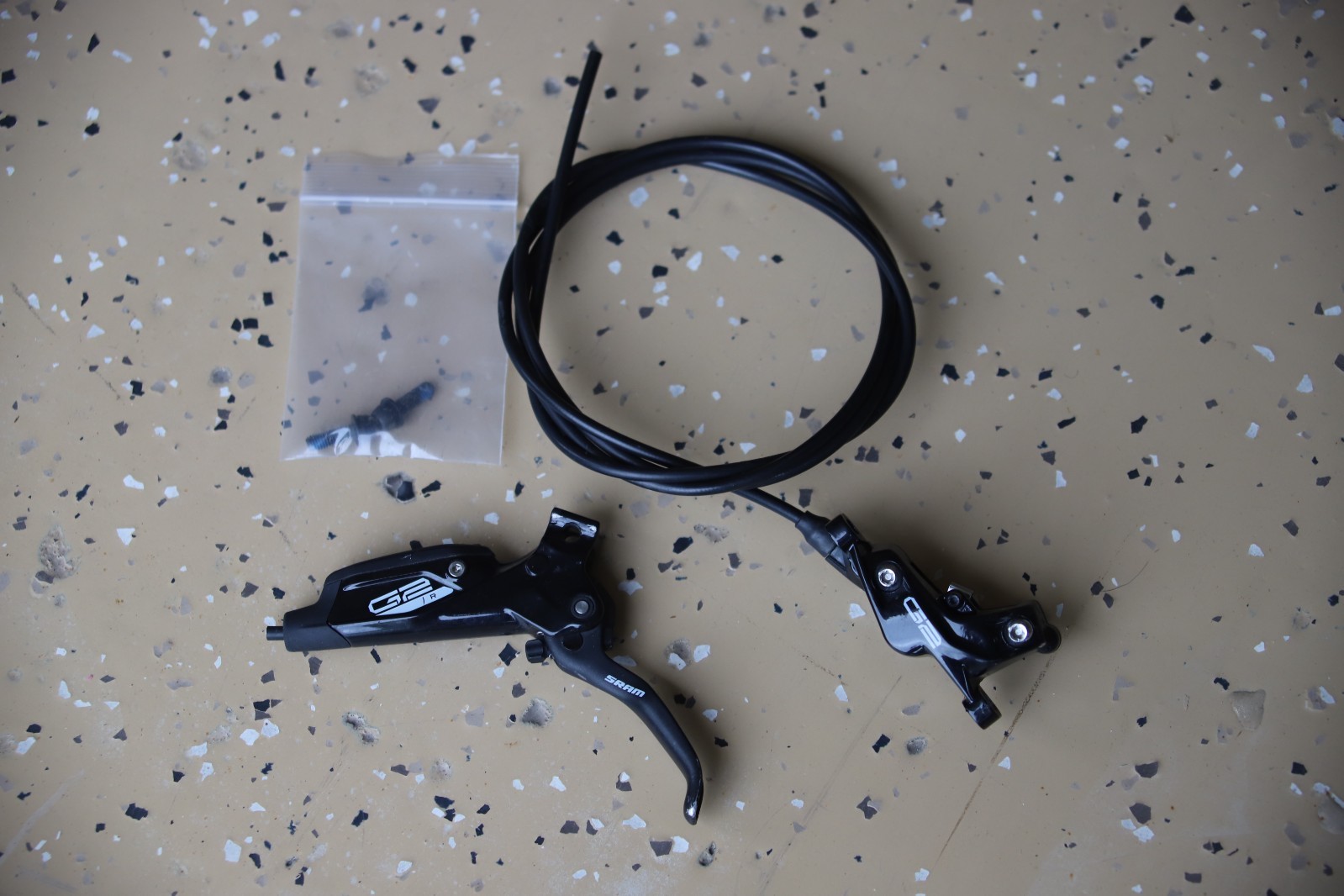 SRAM G2 right/left Hydraulic Disc Brake Lever + Caliper + Hose Gloss black