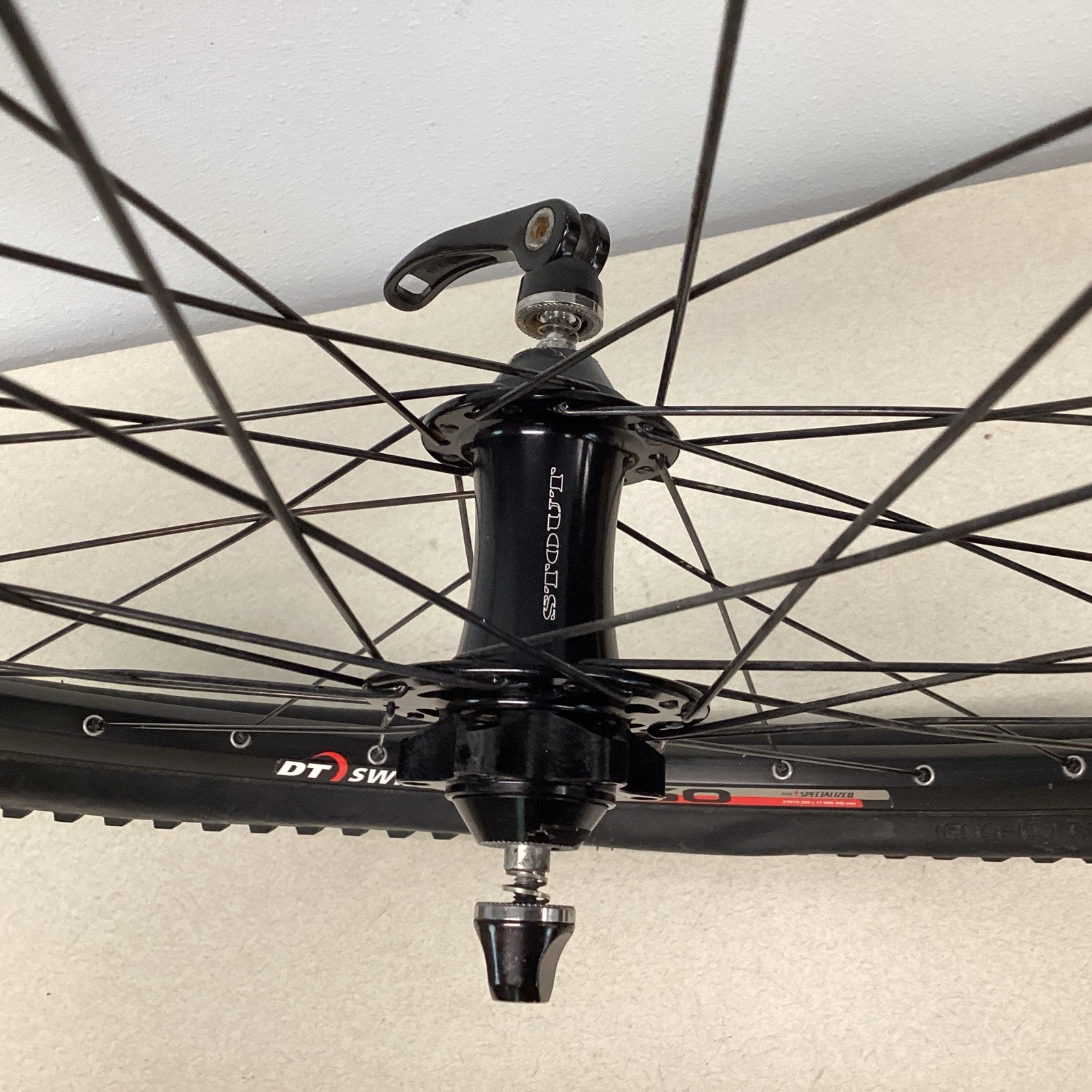 DT Swiss X430 Specialized Shimano Disc Wheels Set 135mm X 100mm 90’s MTB