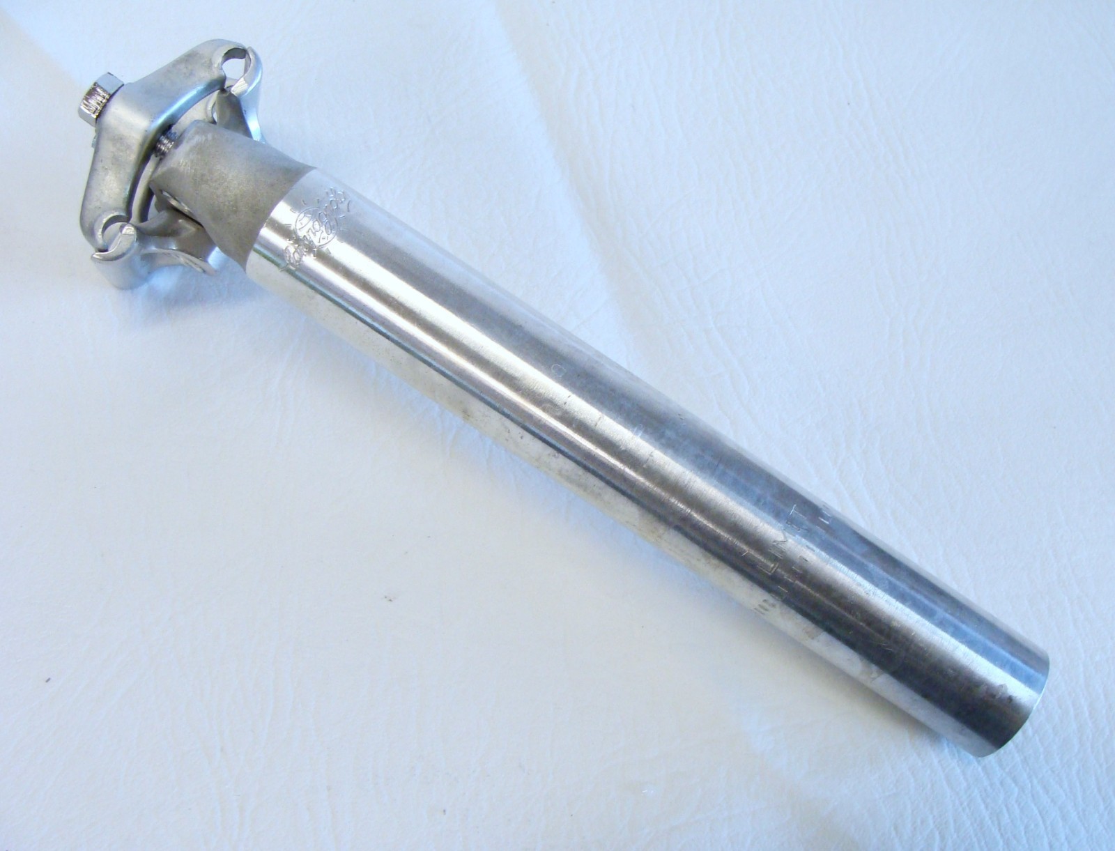 ~ Vintage 70’s Campagnolo Nuovo Record 26.6 x 210mm Alloy Seatpost – VGC ~