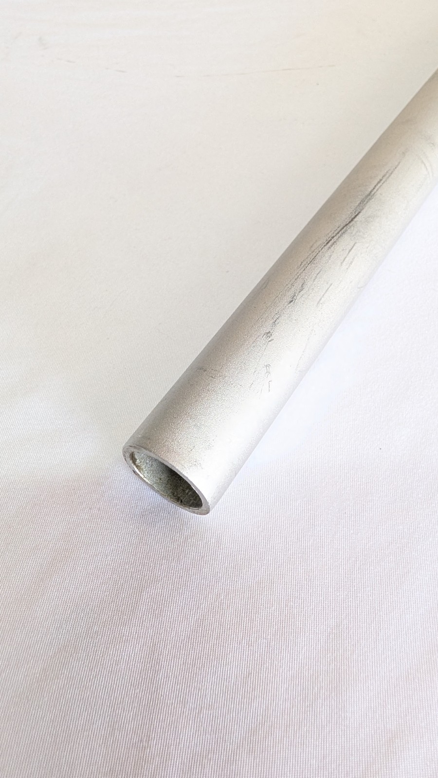 Retro Titec Enduro HF 560mm x 25.4mm Flat Handlebar Bar Silver Aluminum Vintage