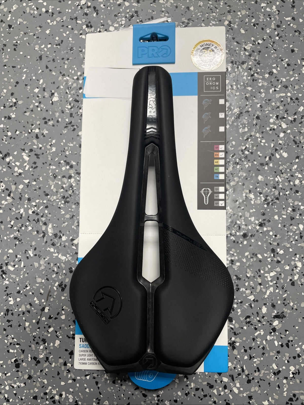 Pro Turnix Team Saddle 152mm Carbon Rails