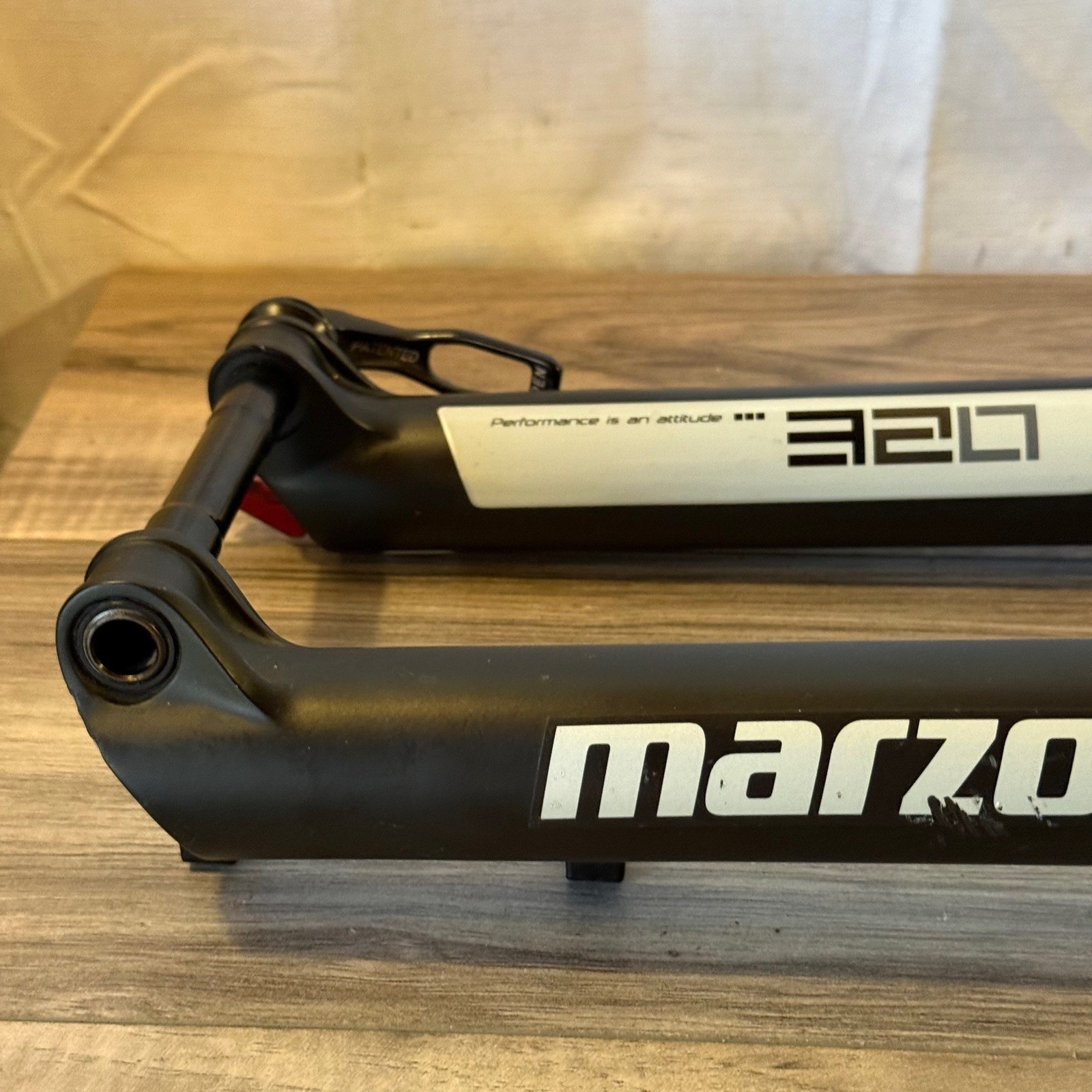 Marzocchi 320 LR 27.5 650b Fork 170 Taper Steerer 15mm x 100 Thru-Axle Non-Boost