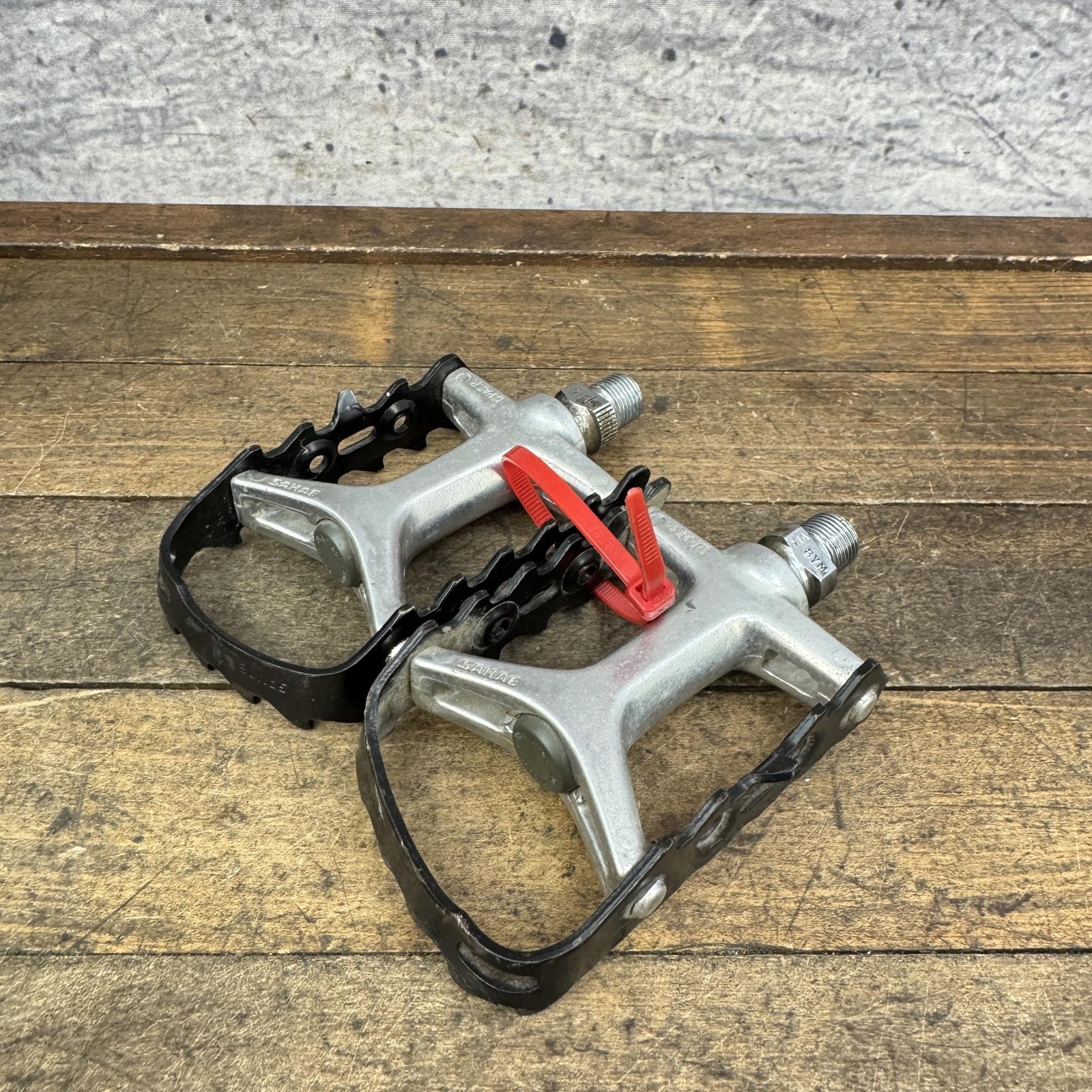 Vintage Sakae MTP-126 Pedals 9/16 Black Low Fat 90s MTB Pair 421g Japan