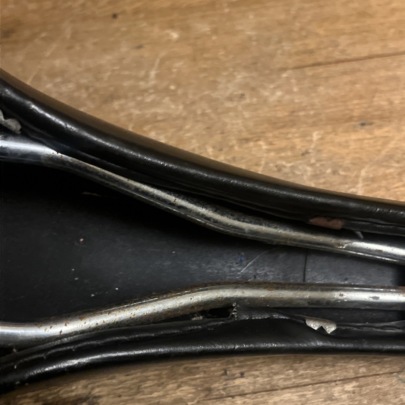 Vintage Schwinn Branded Viscount Saddle 268 mm Length 130 Width 80s Road