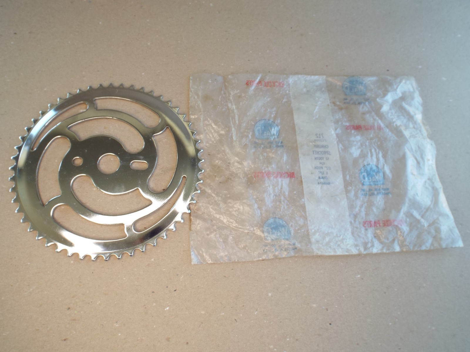 VTG Wald 52 Tooth Bicycle Chrome Chain Ring / Crank Sprocket – New Other -Nice!