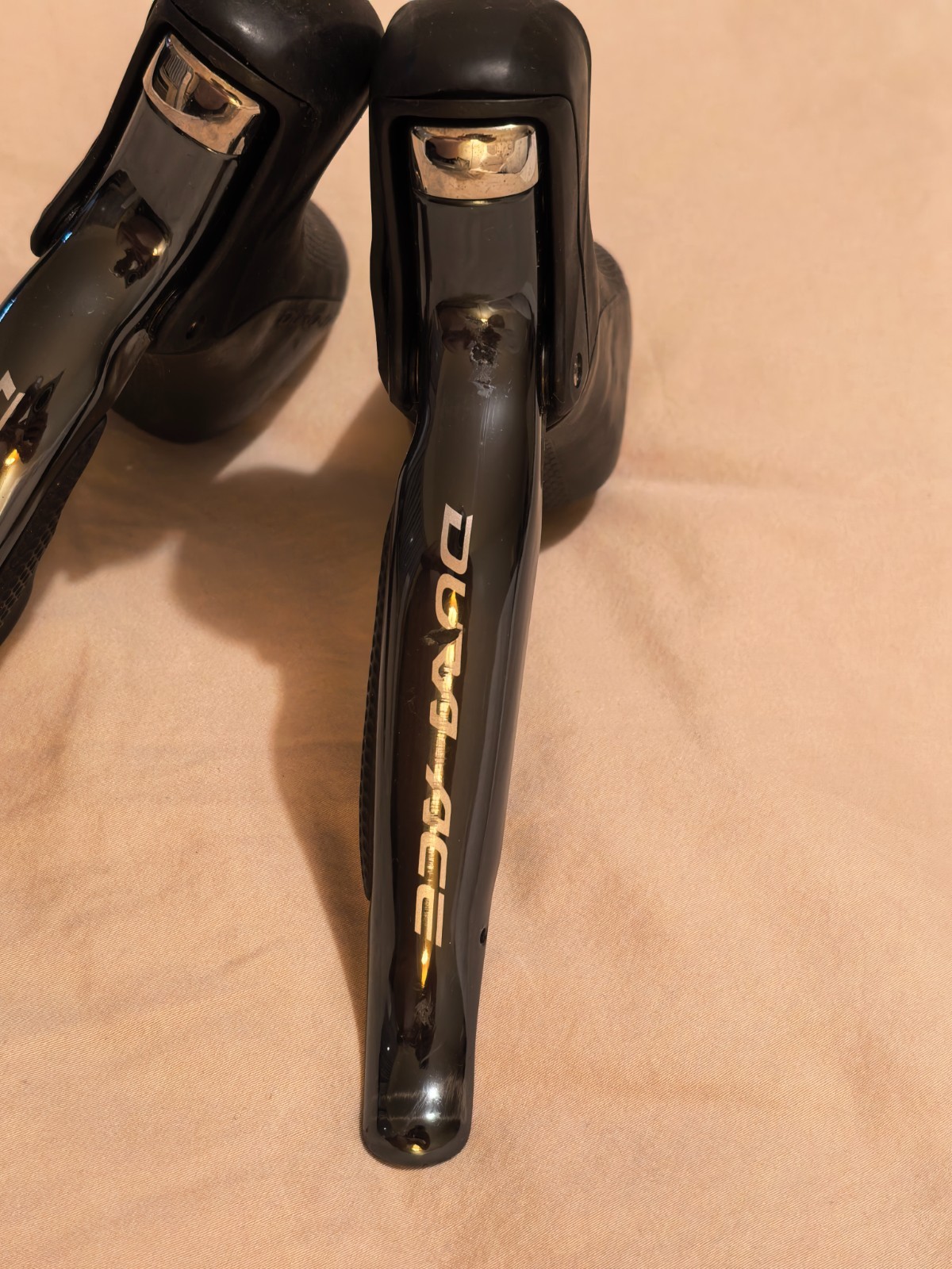 Shimano Dura-Ace Di2 9070 Shifter Set – Black