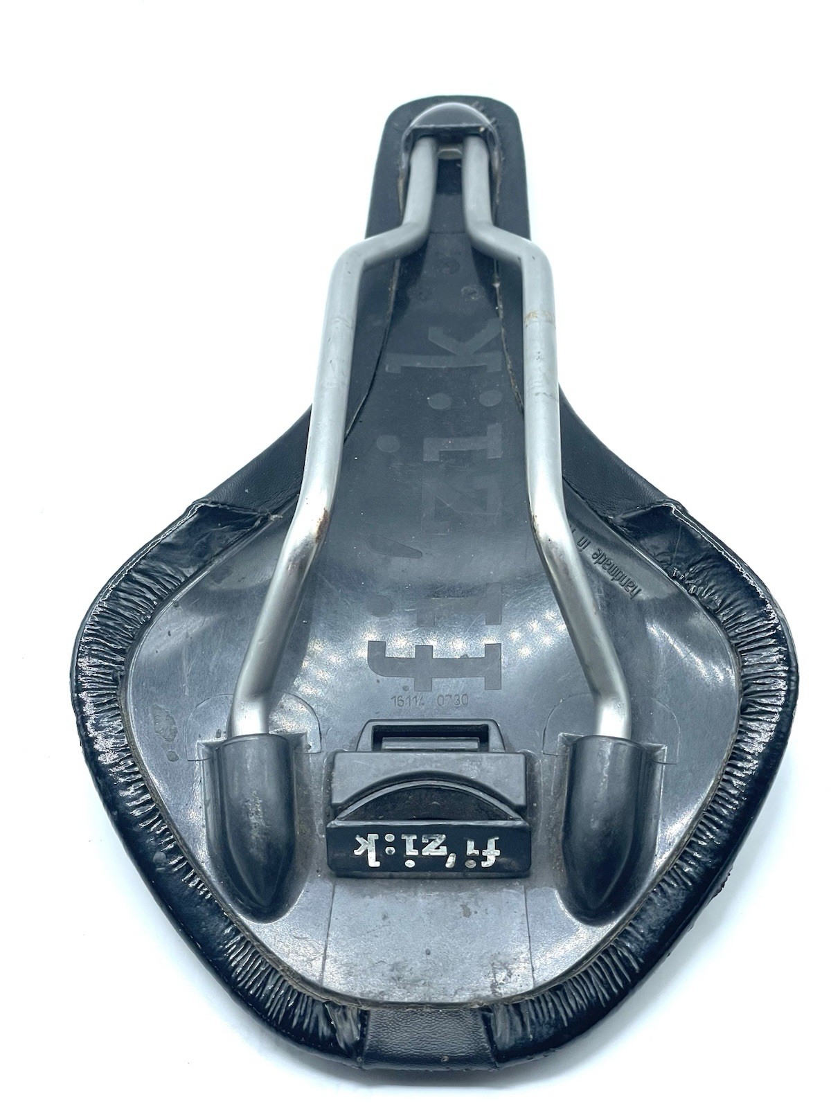 Fizik Antares Gravel / Road Bike Saddle Manganese Rails