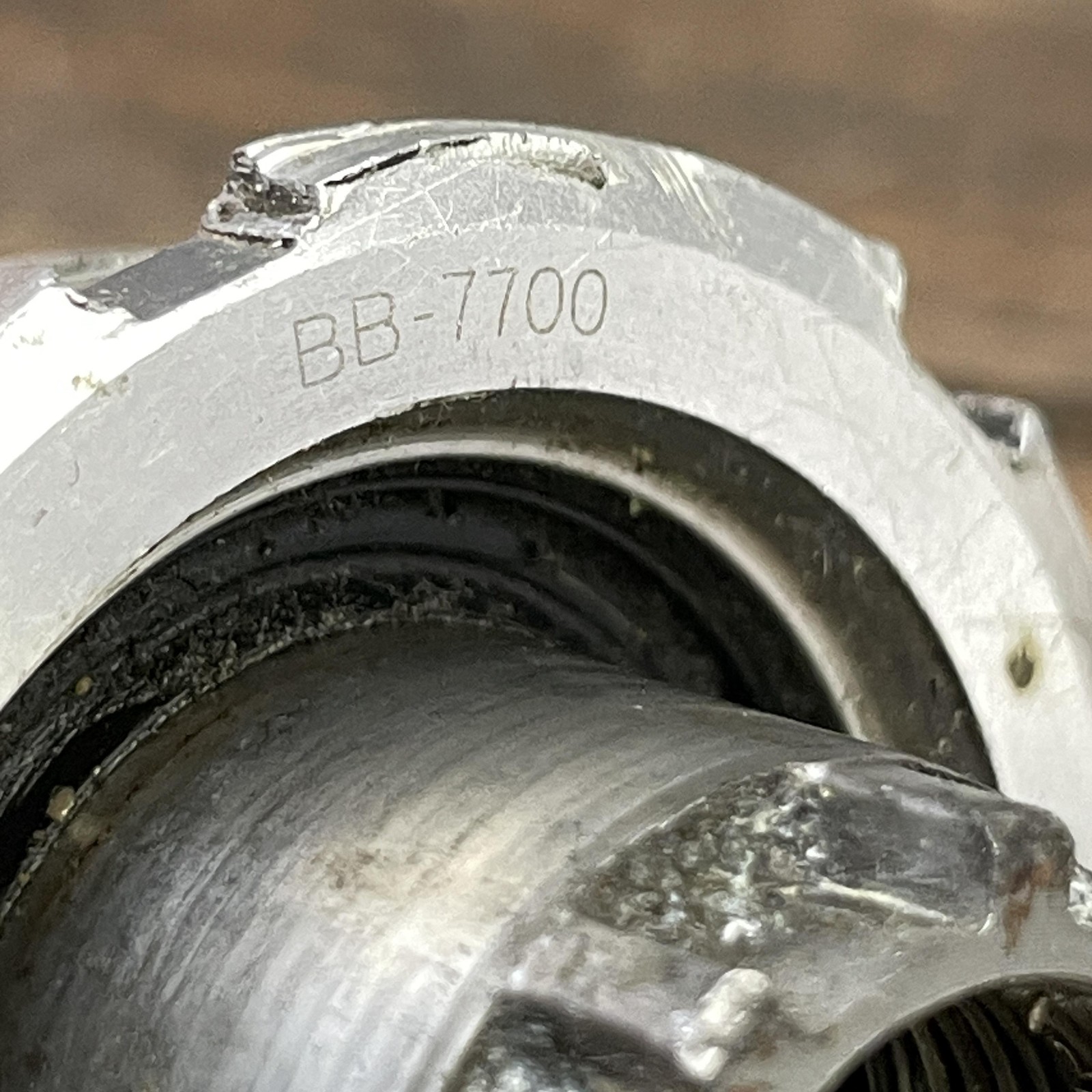Vintage Shimano Dura-Ace Octalink ITALIAN Bottom Bracket BB-7700 70mm ITA 109.5