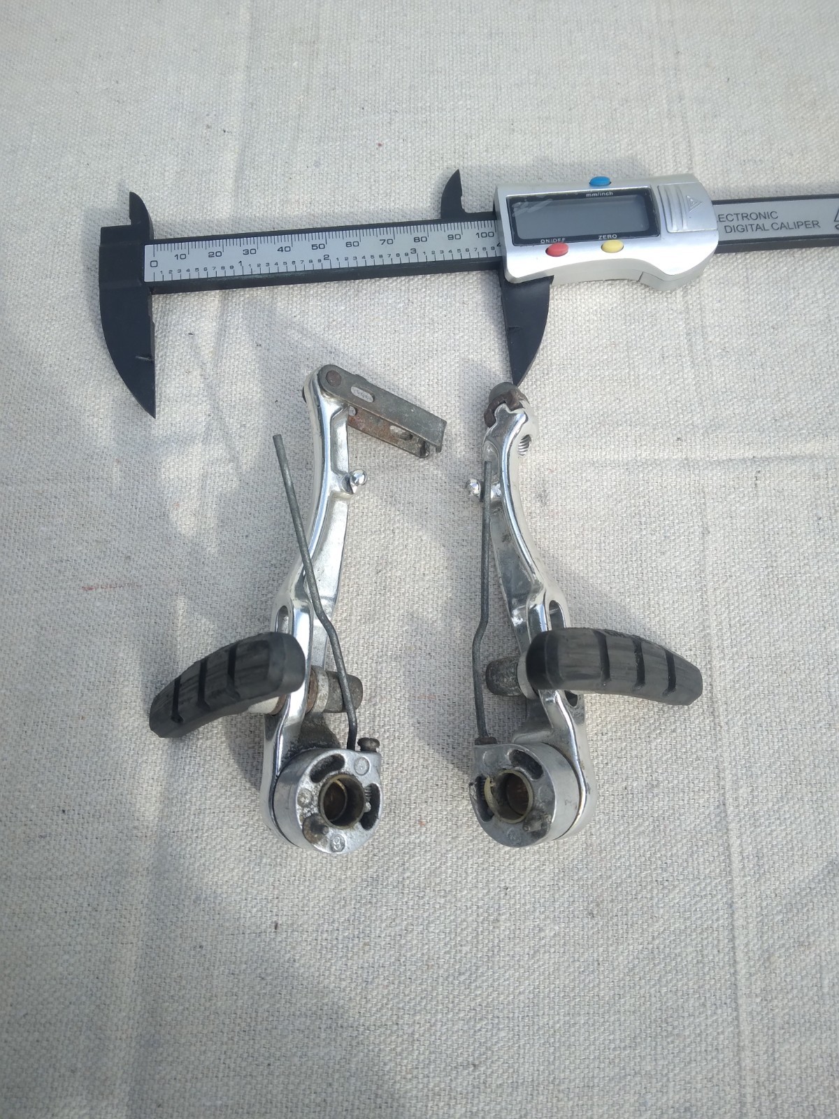 Tektro Mountain Hybrid Bike V-Brakes Silver one brake only