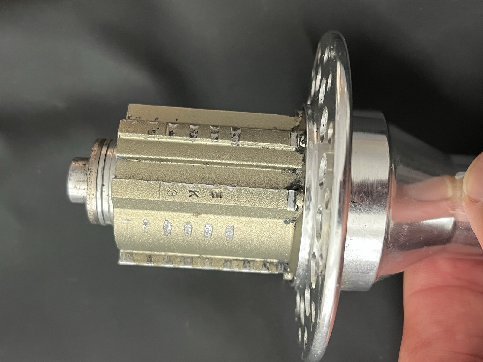 Velocity Race 32h Rear Hub 130mm, Campagnolo Freehub 8-9-10s